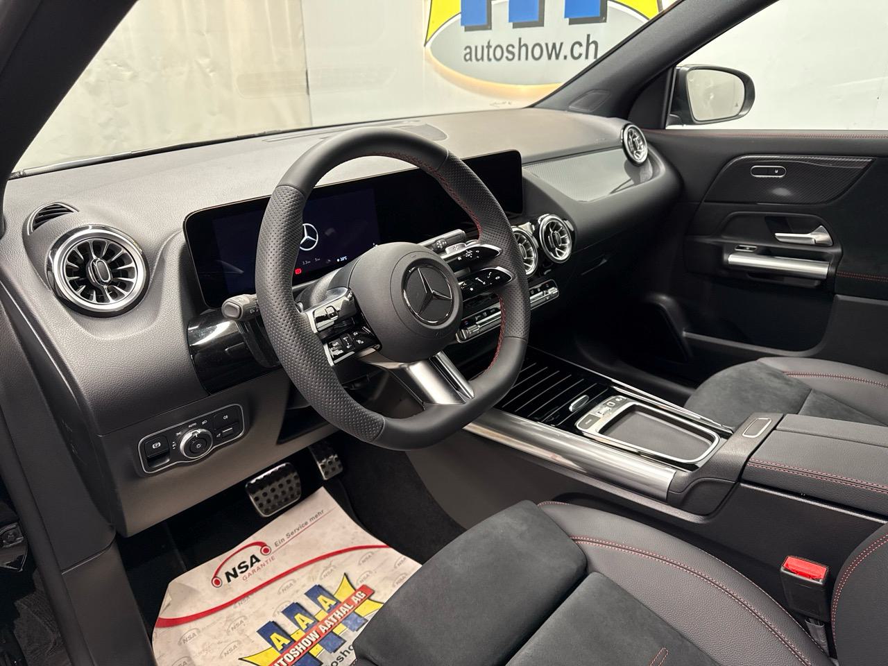 MERCEDES-BENZ GLA 250 e 8G-DCT AMG Line-showroom-element-2