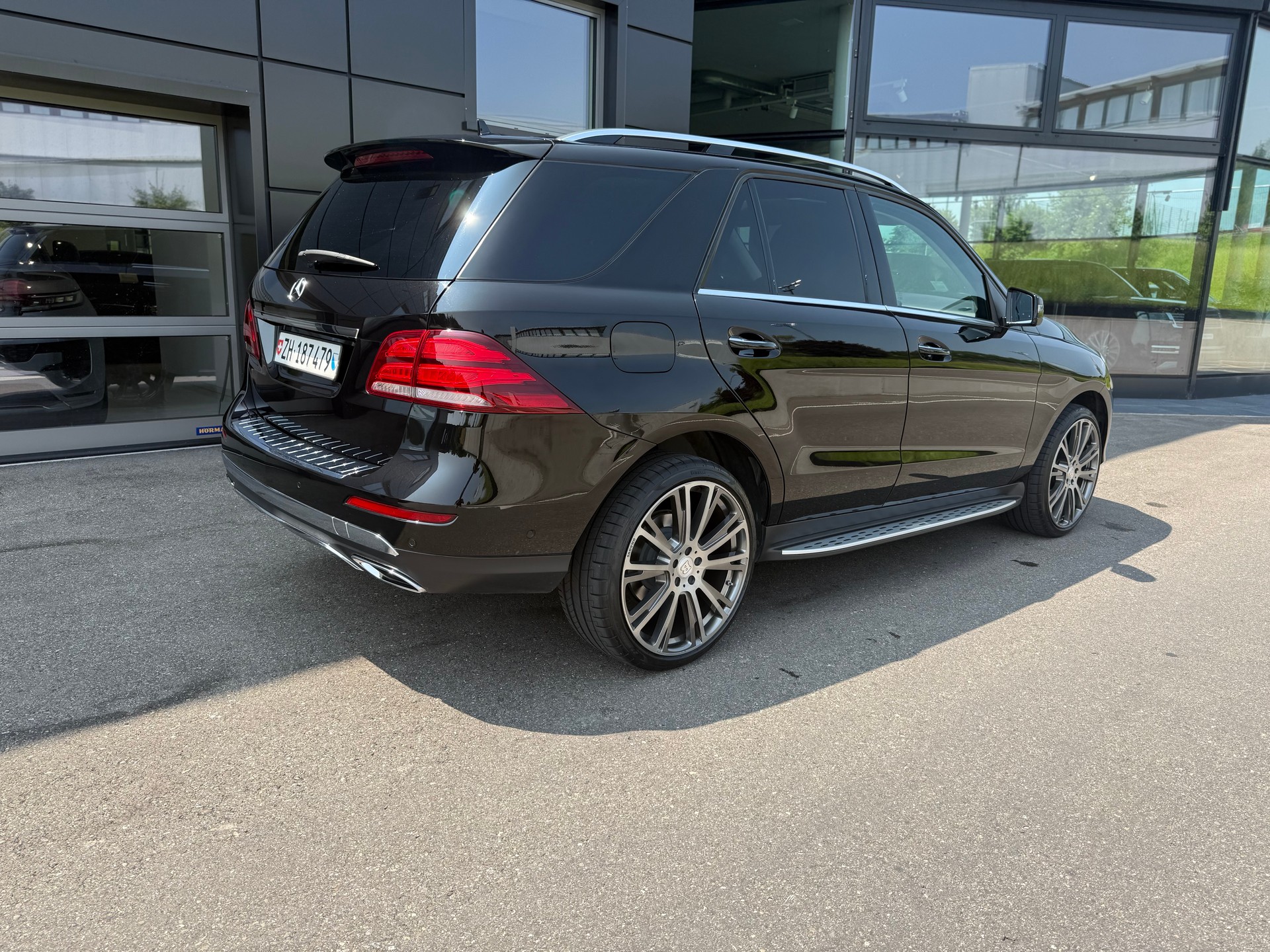 MERCEDES-BENZ GLE 250 d-image-3