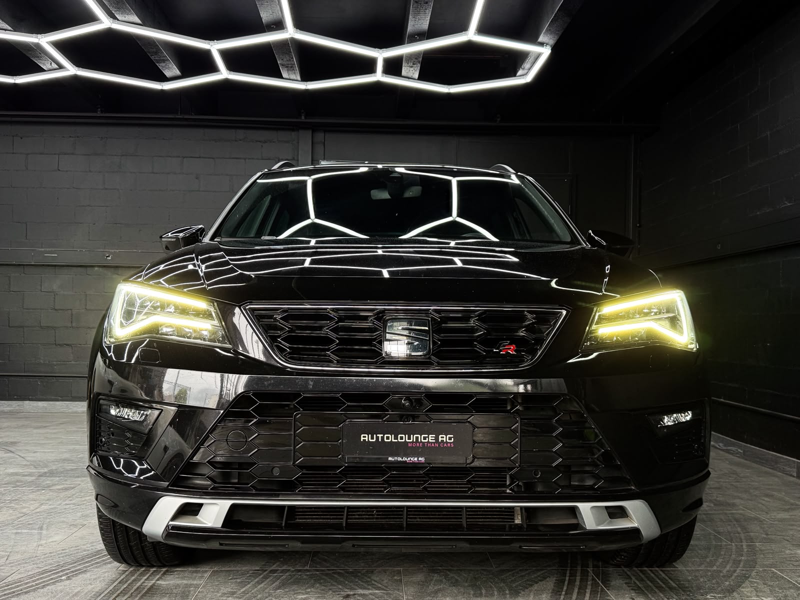 SEAT Ateca 2.0 TSI SWISS FR 4Drive DSG-showroom-element-2