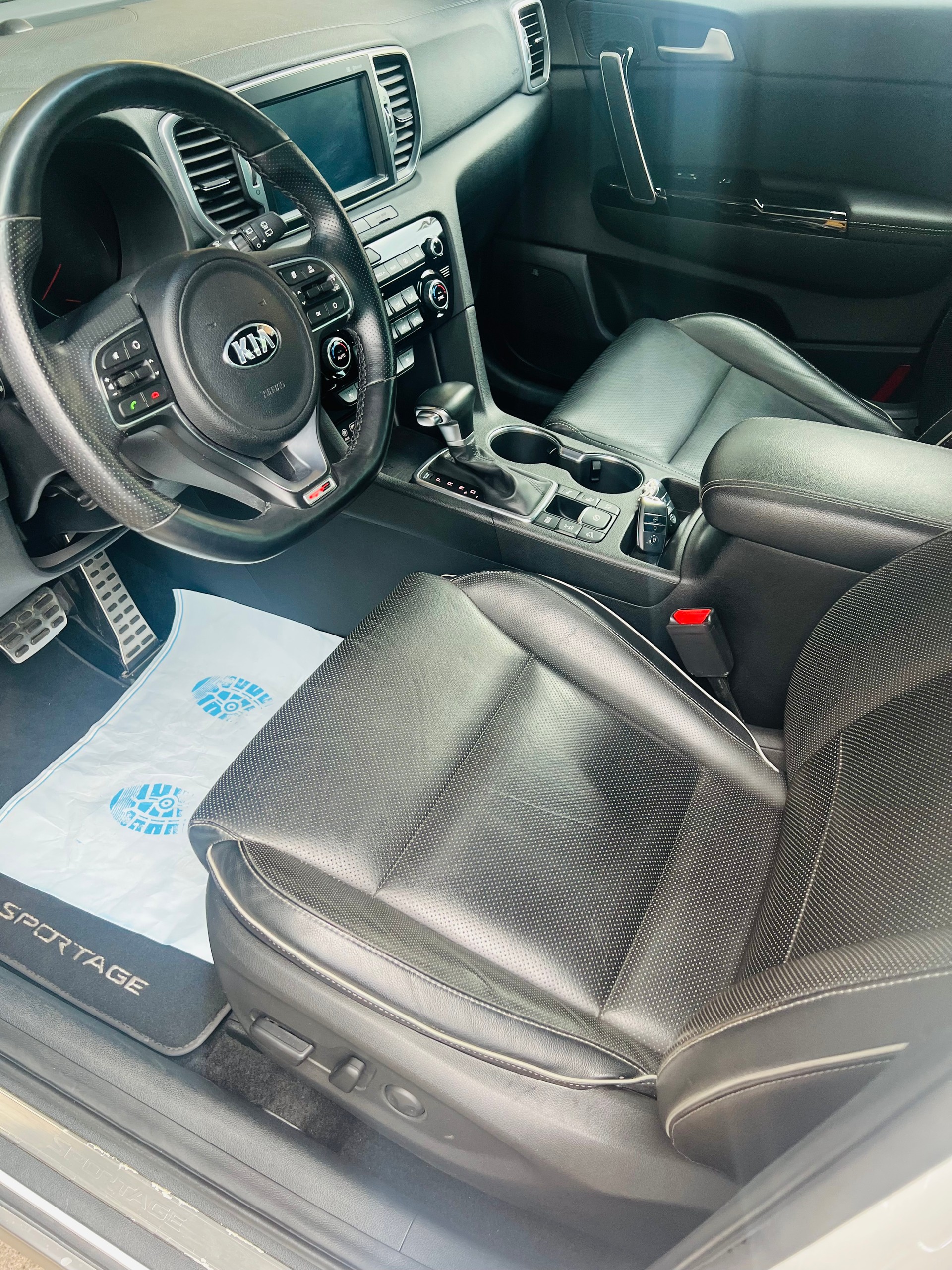 KIA Sportage 2.0CRDi Style GT Line 4WD Automat-image-8