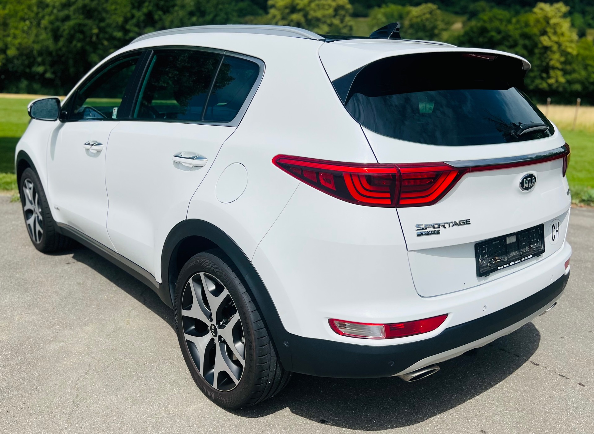 KIA Sportage 2.0CRDi Style GT Line 4WD Automat-image-15