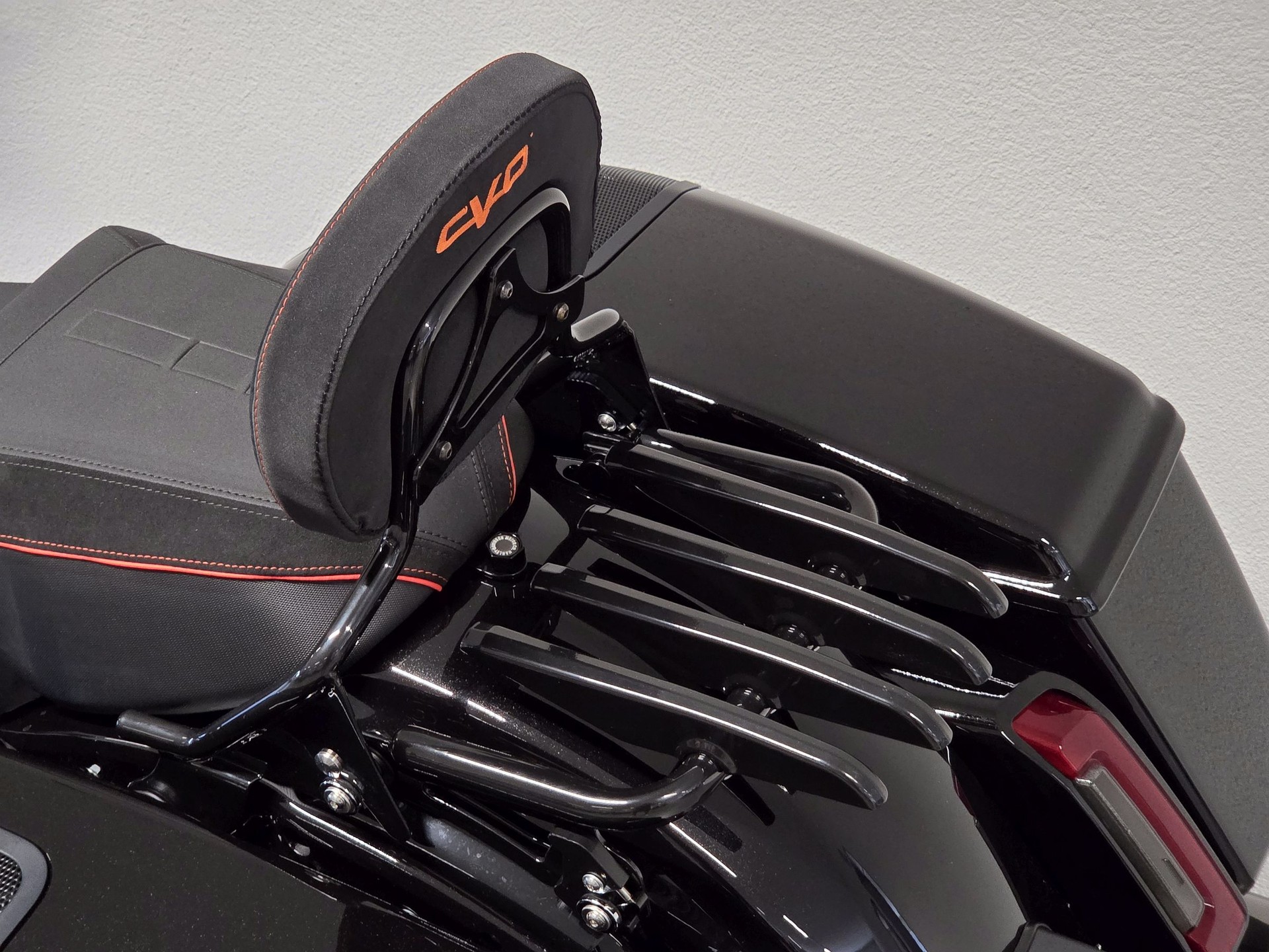 HARLEY-DAVIDSON FLHXSE Street Glide CVO 121-image-13