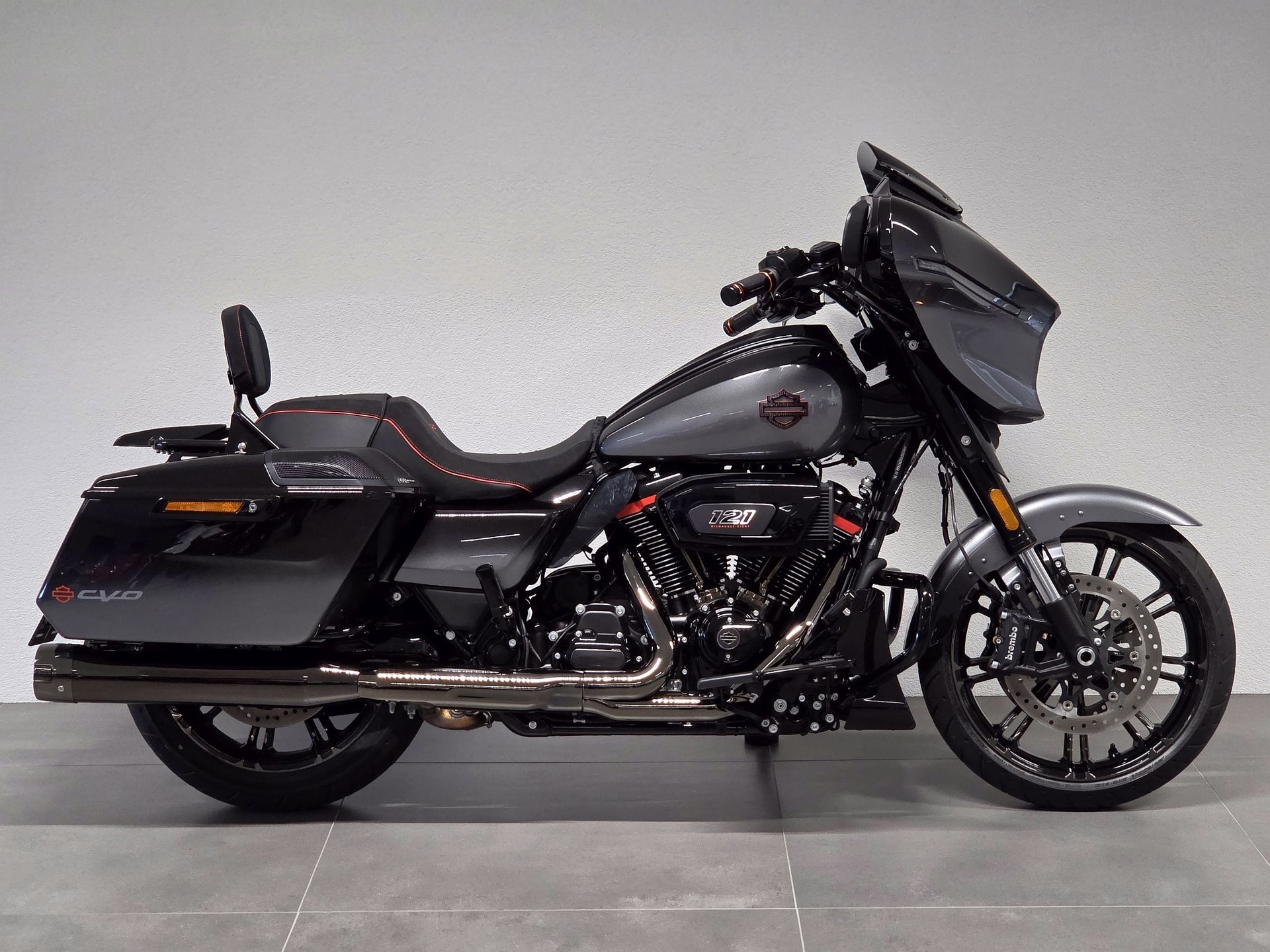 HARLEY-DAVIDSON FLHXSE Street Glide CVO 121-image-0