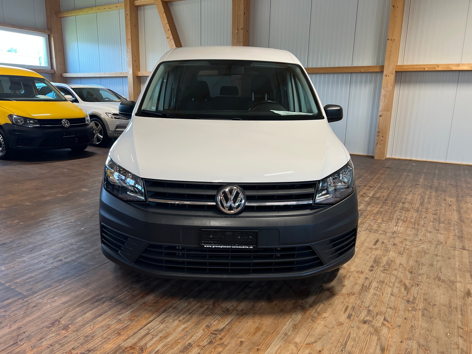 VW Caddy 2.0TDI Entry BlueMotion Technology-showroom-element-1