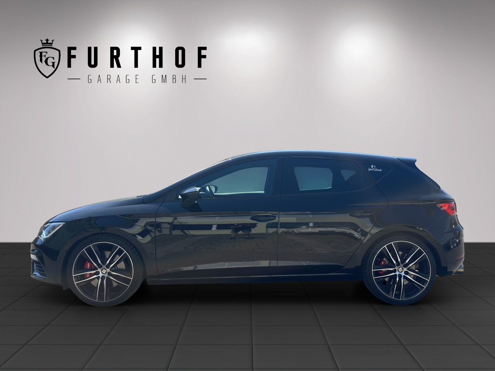SEAT Leon 2.0 TSI Cupra 300 DSG-showroom-element-2