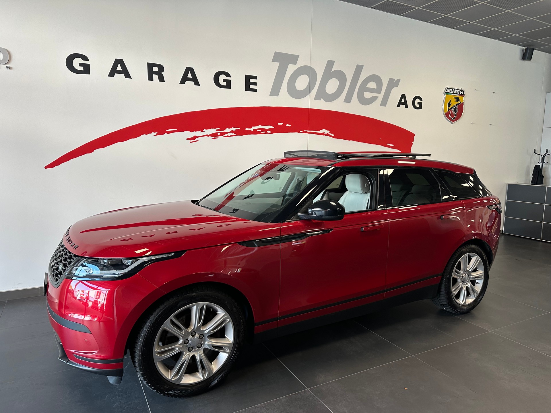 LAND ROVER Range Rover Velar D 275 S Automatic-showroom-element-1