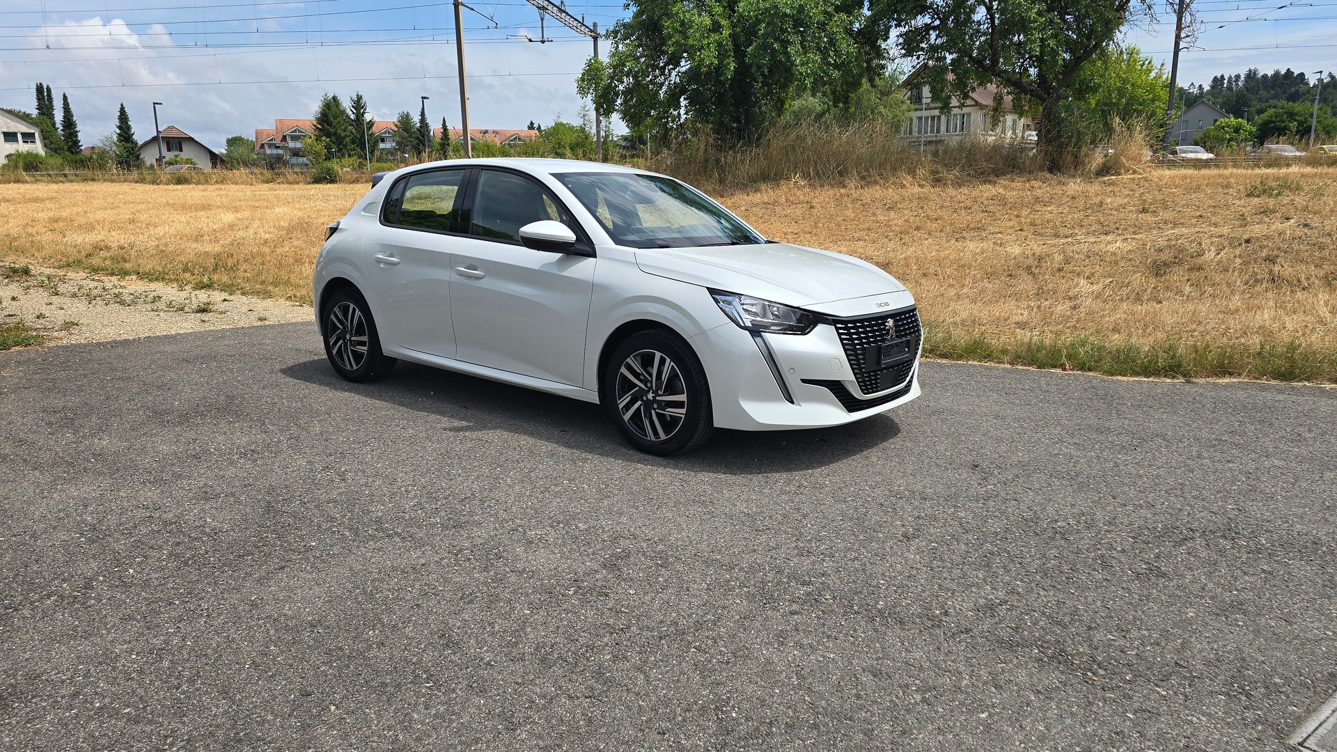 PEUGEOT 208 1.2 PureTech Allure EAT8, Zahnriemen und Bremsen neu-image-5