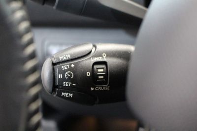PEUGEOT 308 1.2 PureTech 130 Allure S/S-image-14