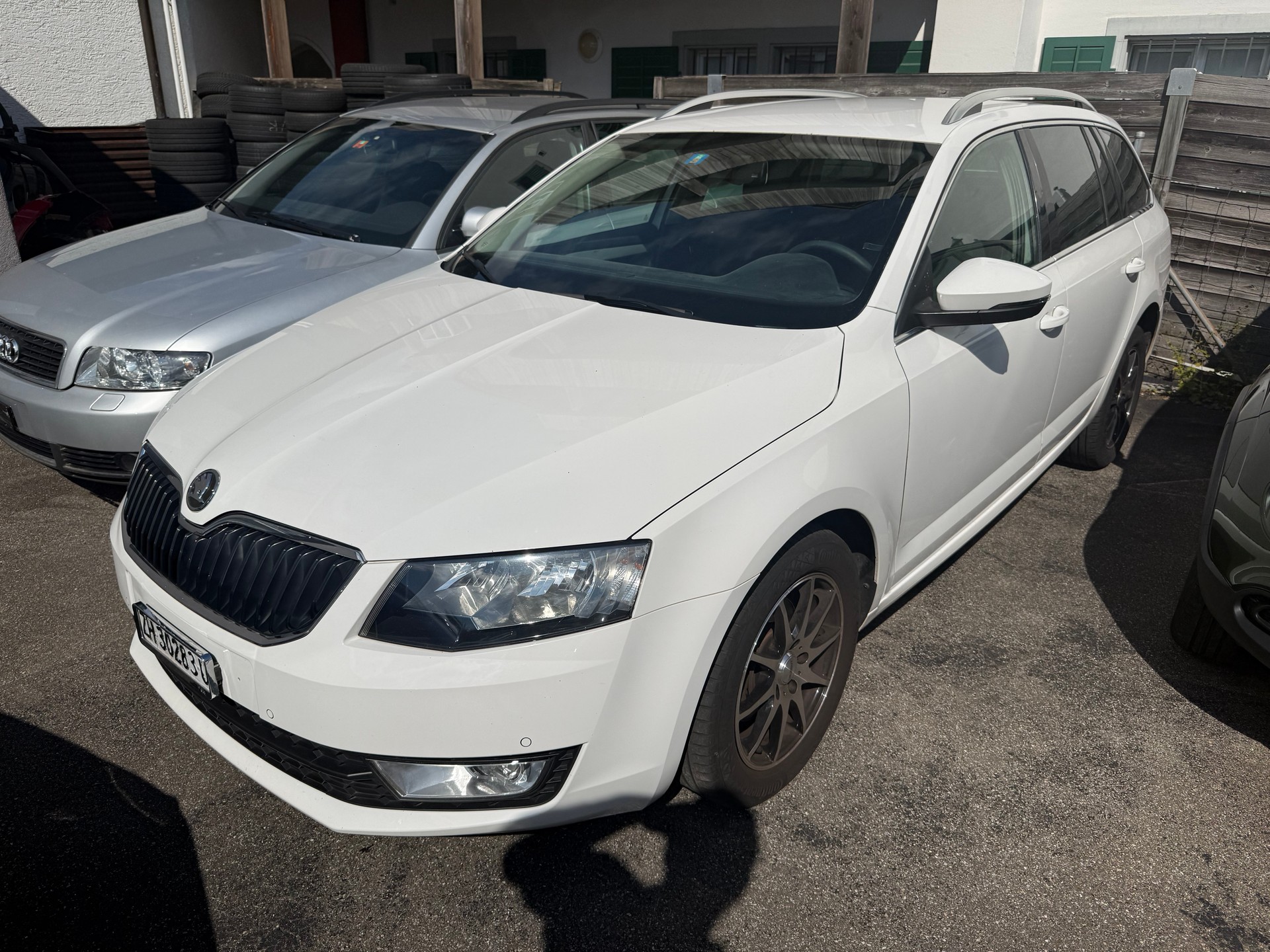 SKODA Octavia Combi 2.0 TDI Ambition DSG