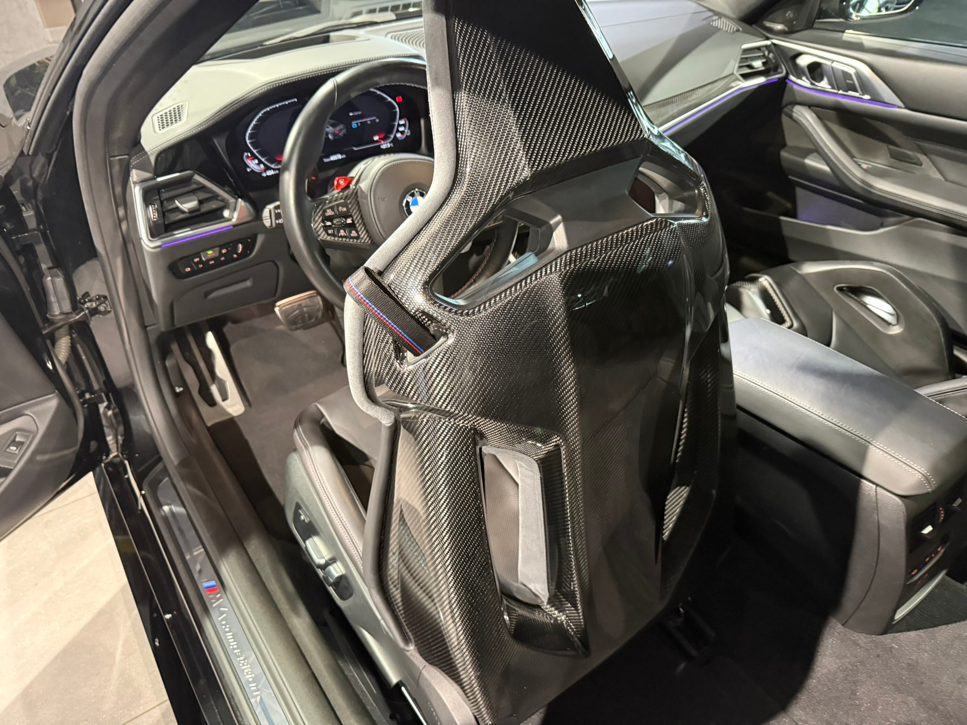 BMW M4 Coupé Competition-image-16