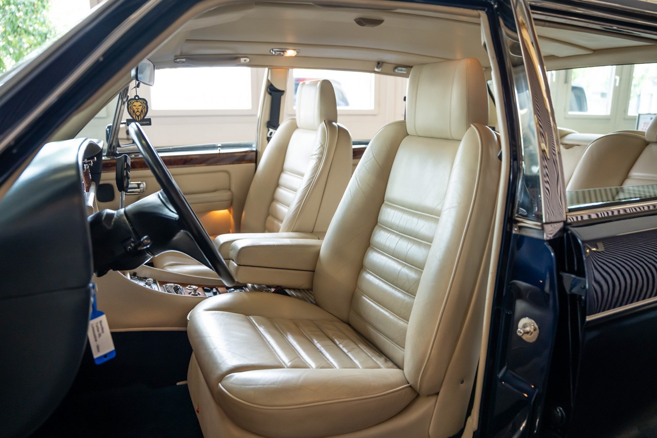 BENTLEY Turbo R LWB-image-15