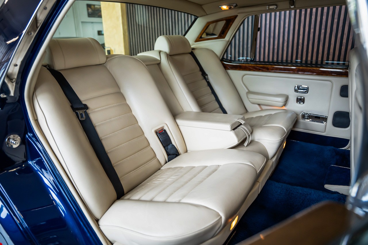 BENTLEY Turbo R LWB-image-19