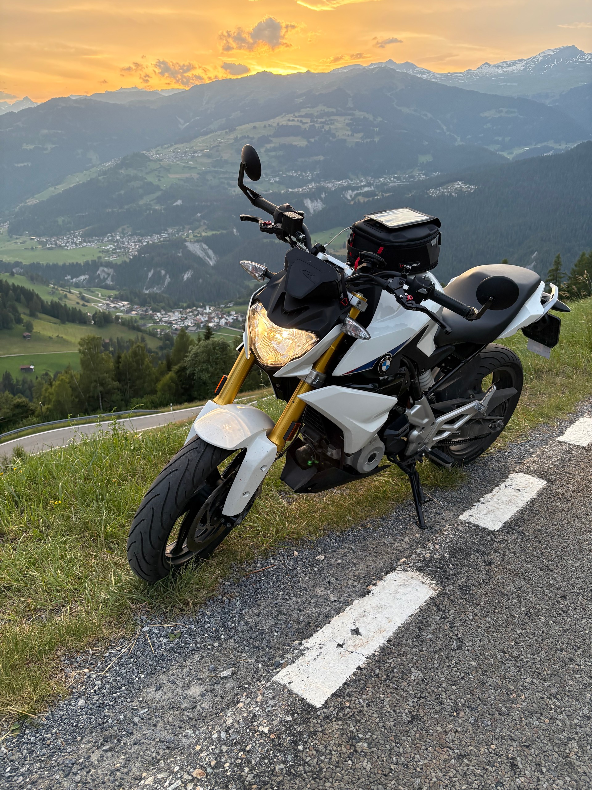 BMW G 310 R ABS-image-1