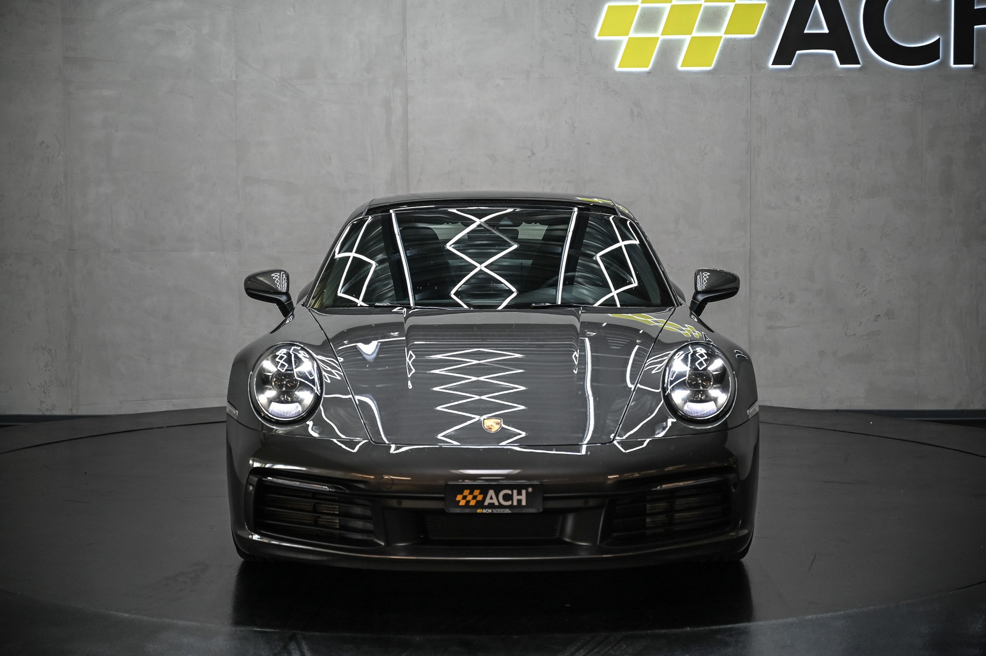 PORSCHE 911 Carrera 4S PDK-showroom-element-1