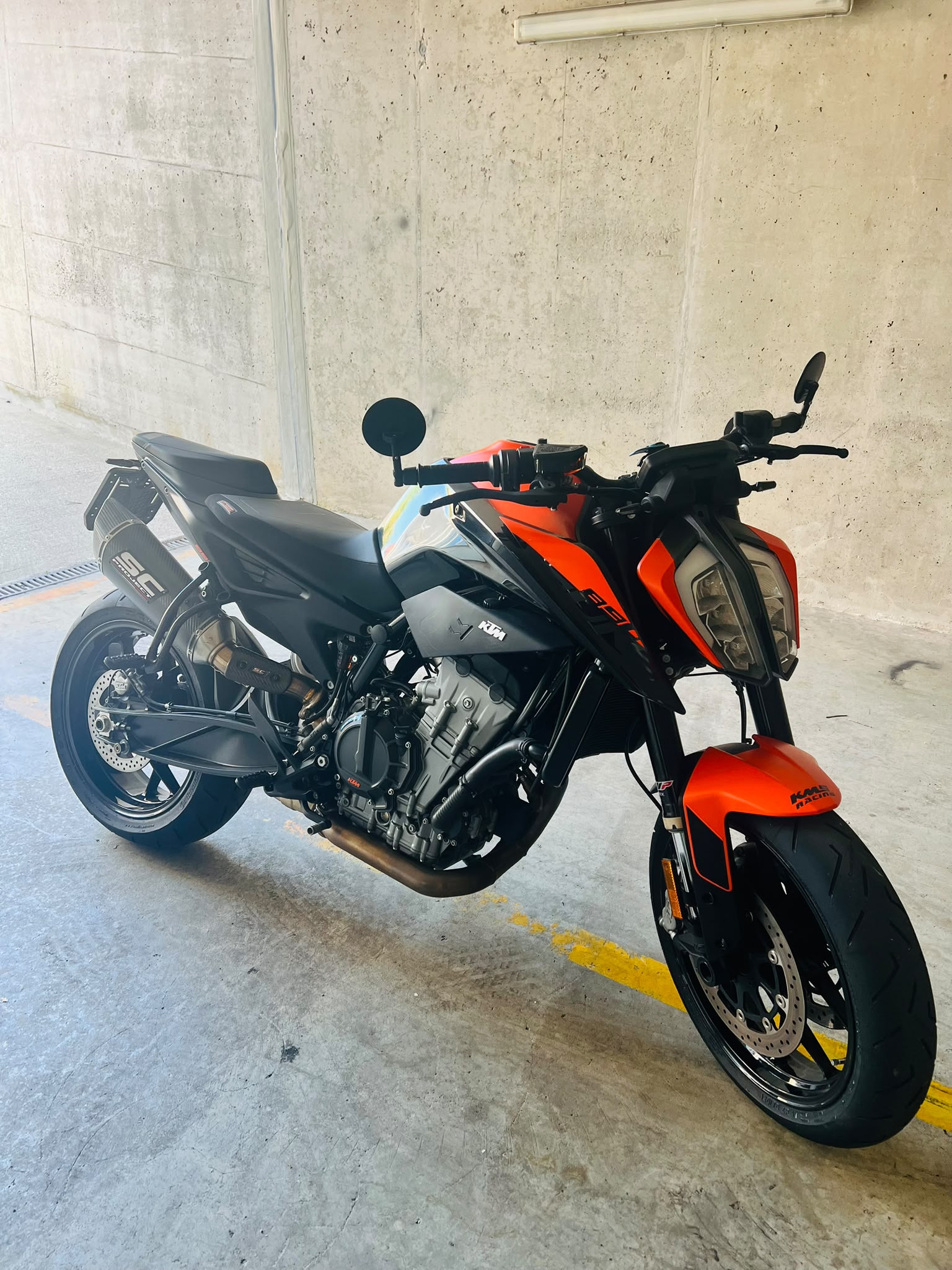 KTM 890 Duke-image-3