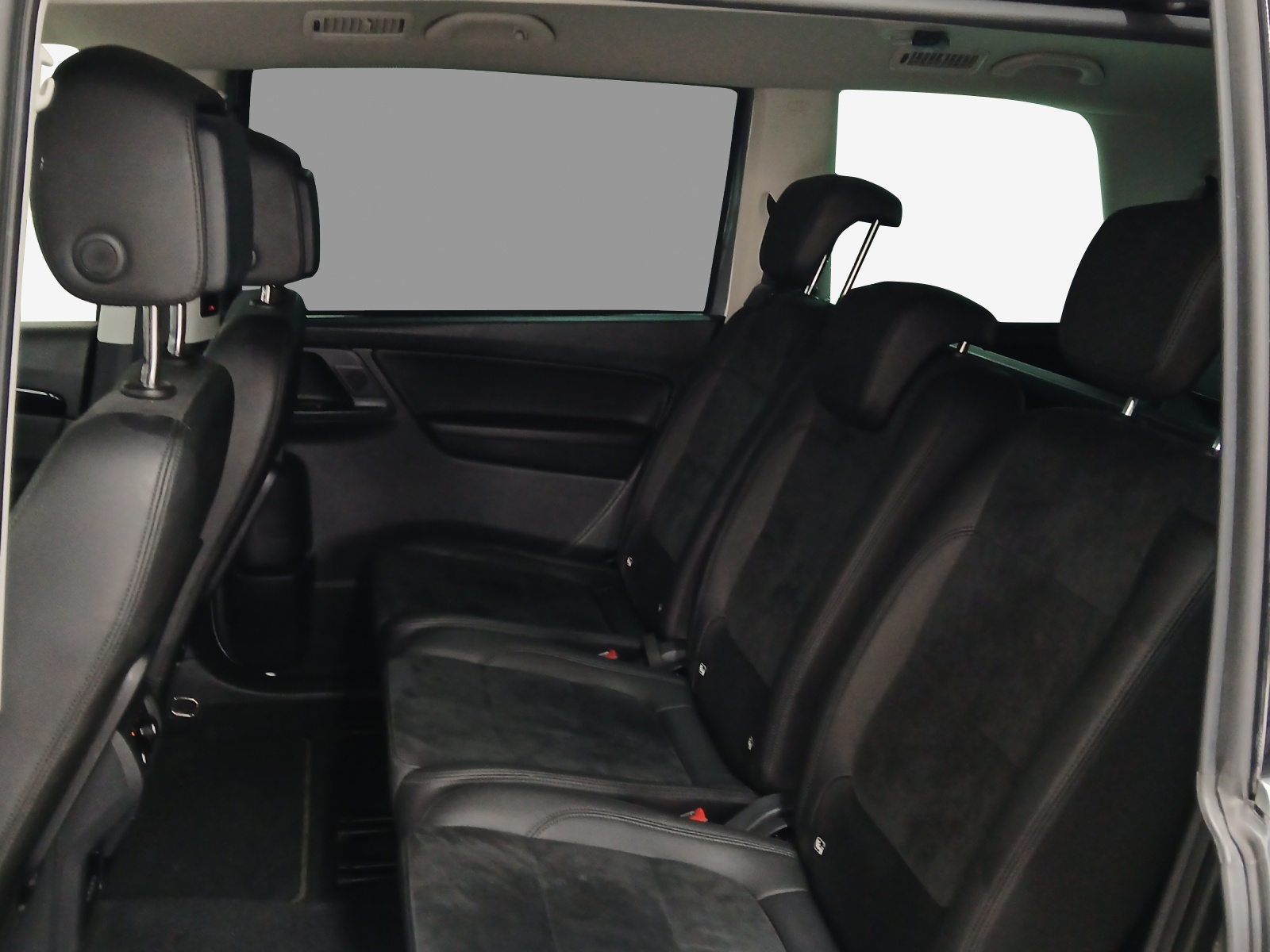 VW Sharan 2.0 TDI BMT Comfortline 4Motion DSG-image-11