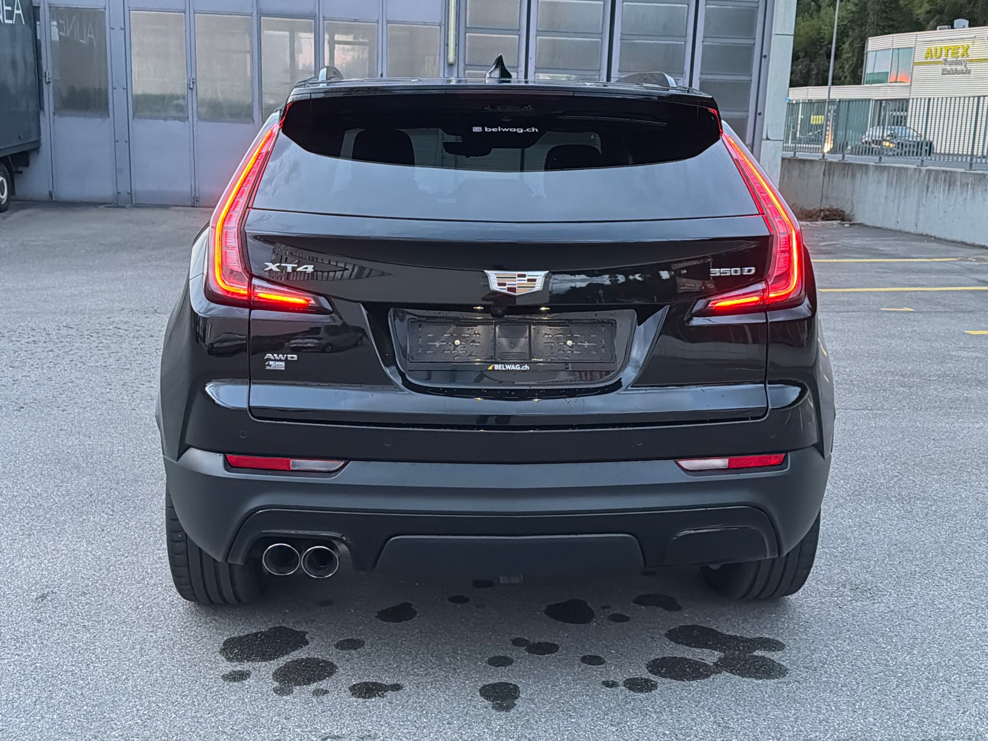 CADILLAC XT4 2.0 Launch Edition Sport AWD Automat-image-4