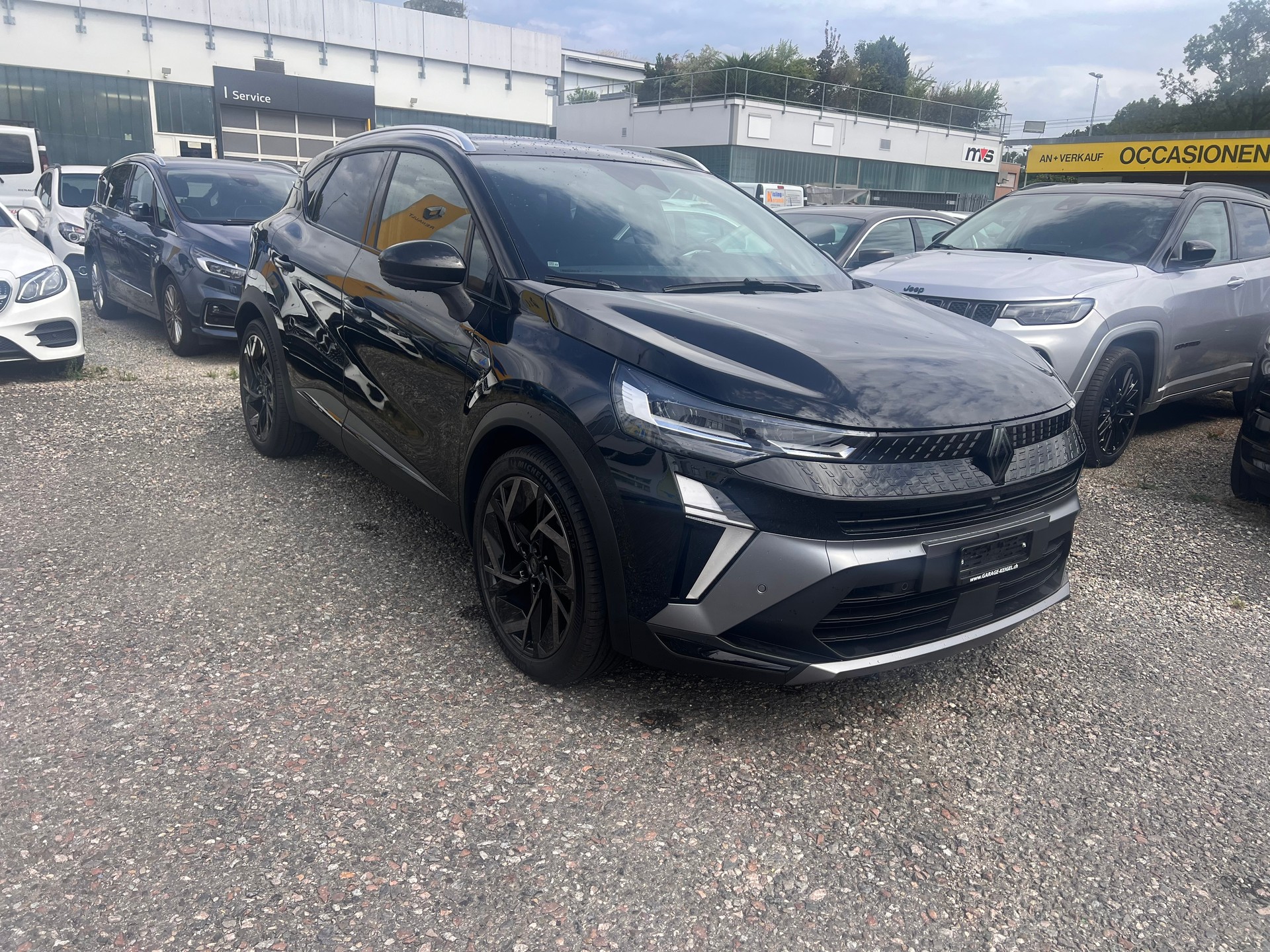 RENAULT Captur 1.3 TCe Esprit Alpine EDC-showroom-element-2