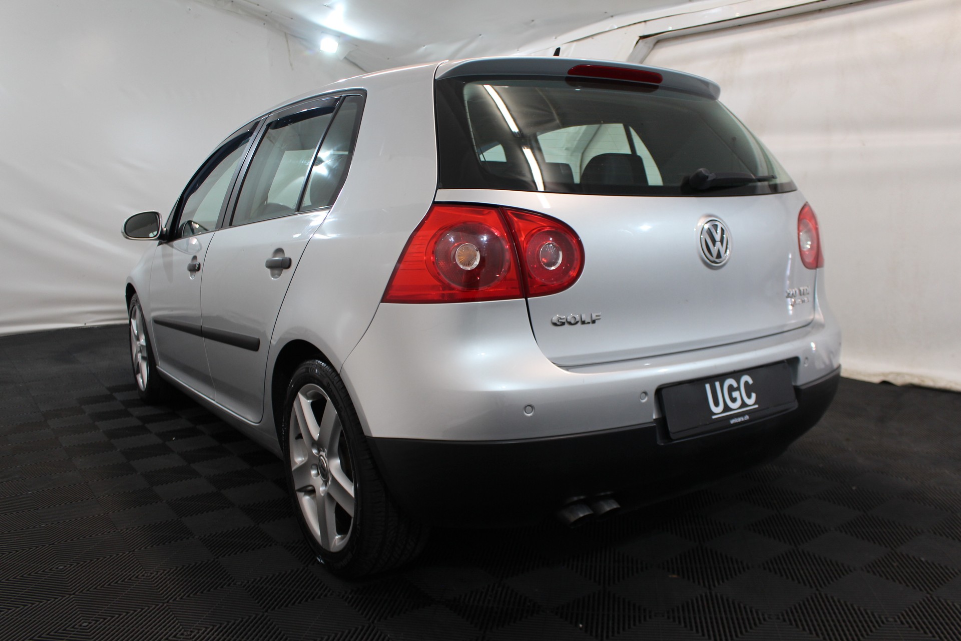 VW Golf V 2.0 TDI DPF Comfl. 4motion-showroom-element-3