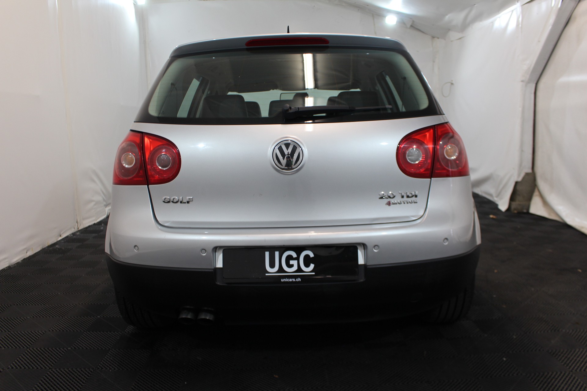VW Golf V 2.0 TDI DPF Comfl. 4motion-image-4