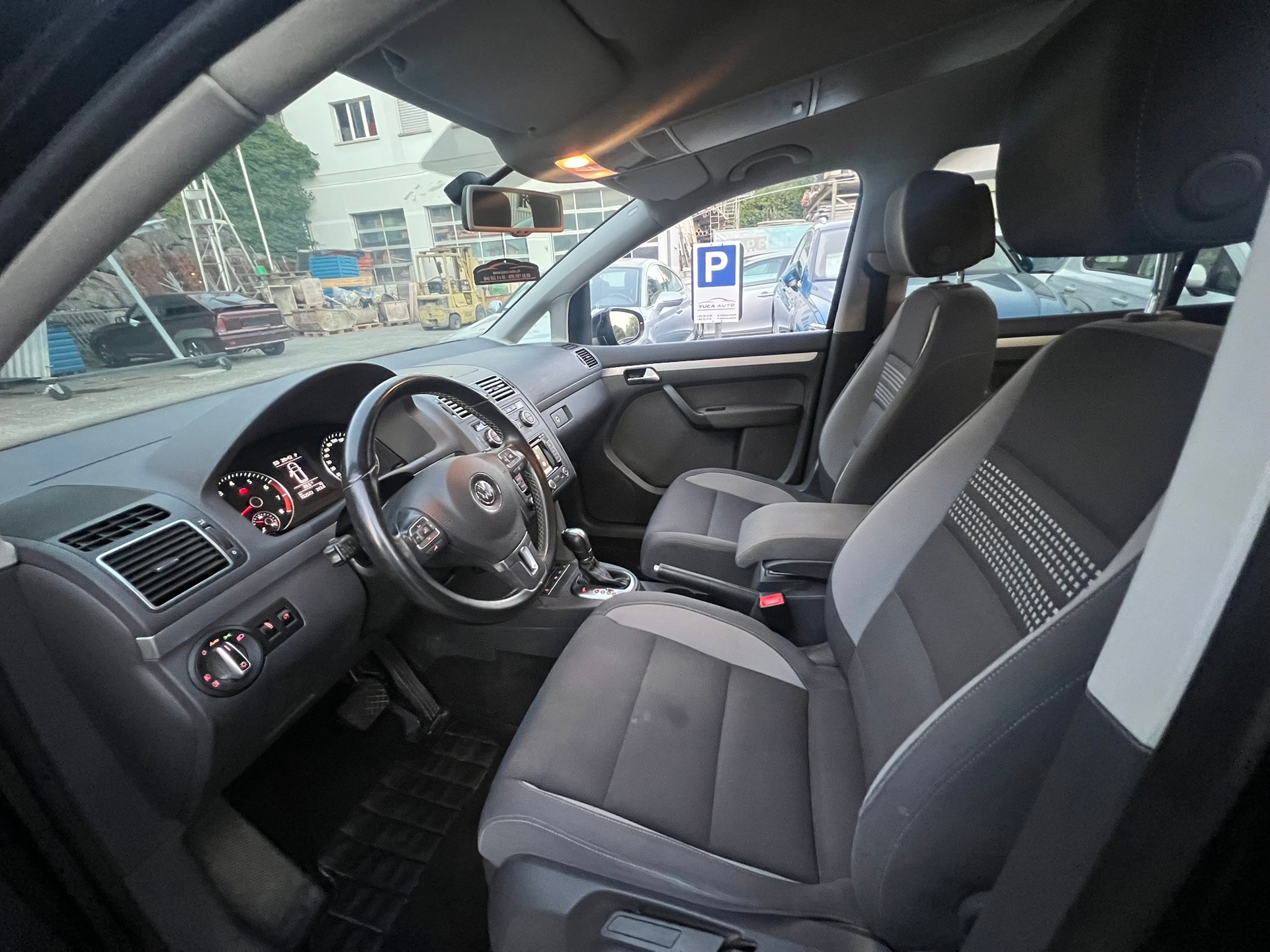 VW Touran 1.4 TSI Comfortline DSG-image-13
