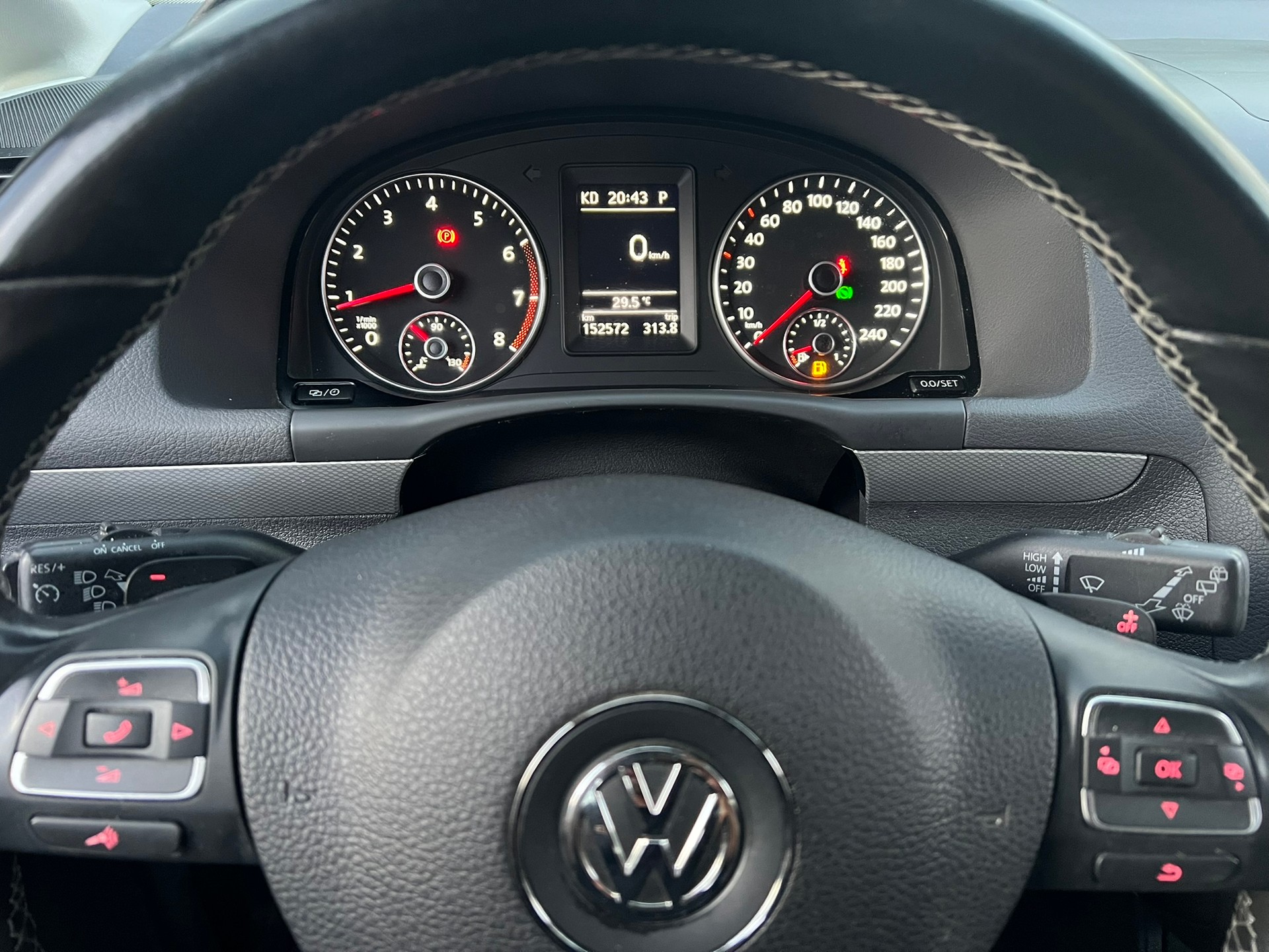 VW Touran 1.4 TSI Comfortline DSG-image-14