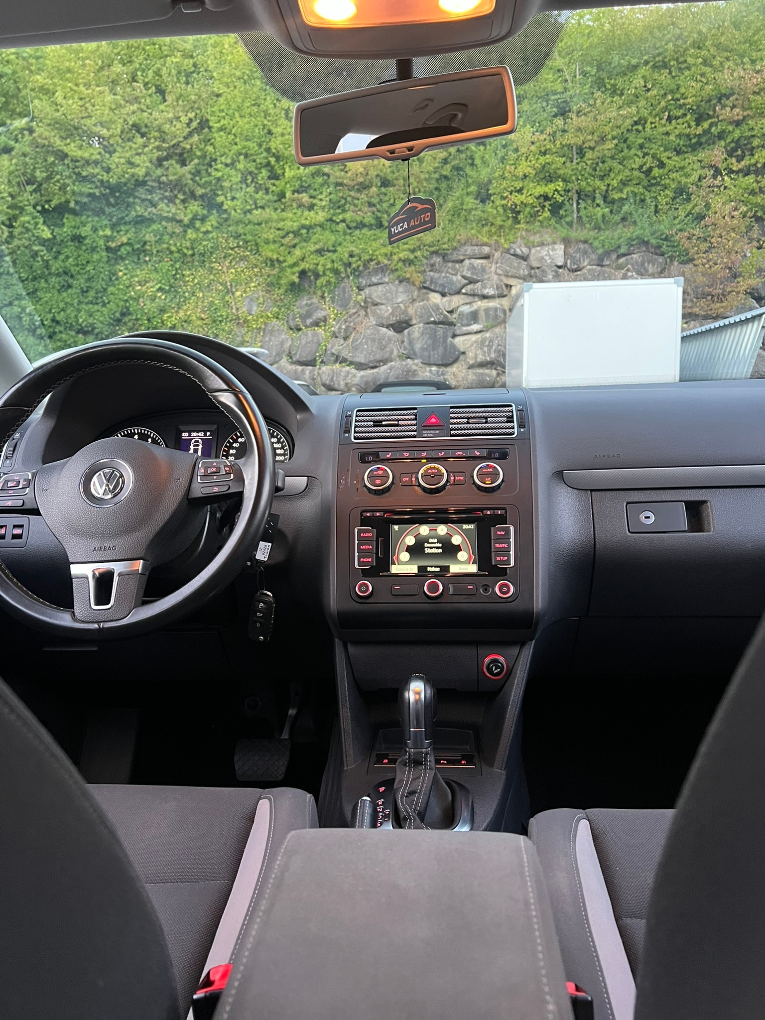 VW Touran 1.4 TSI Comfortline DSG-image-11