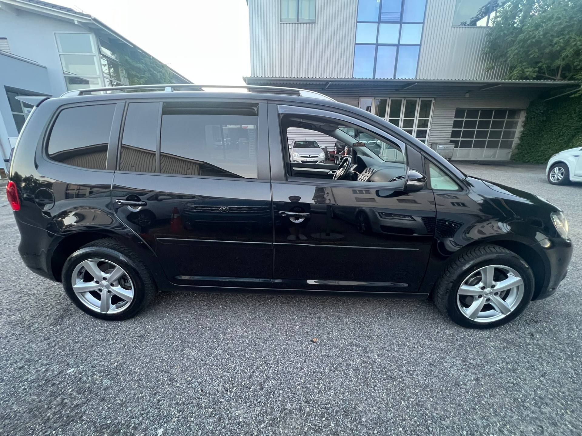 VW Touran 1.4 TSI Comfortline DSG-image-5