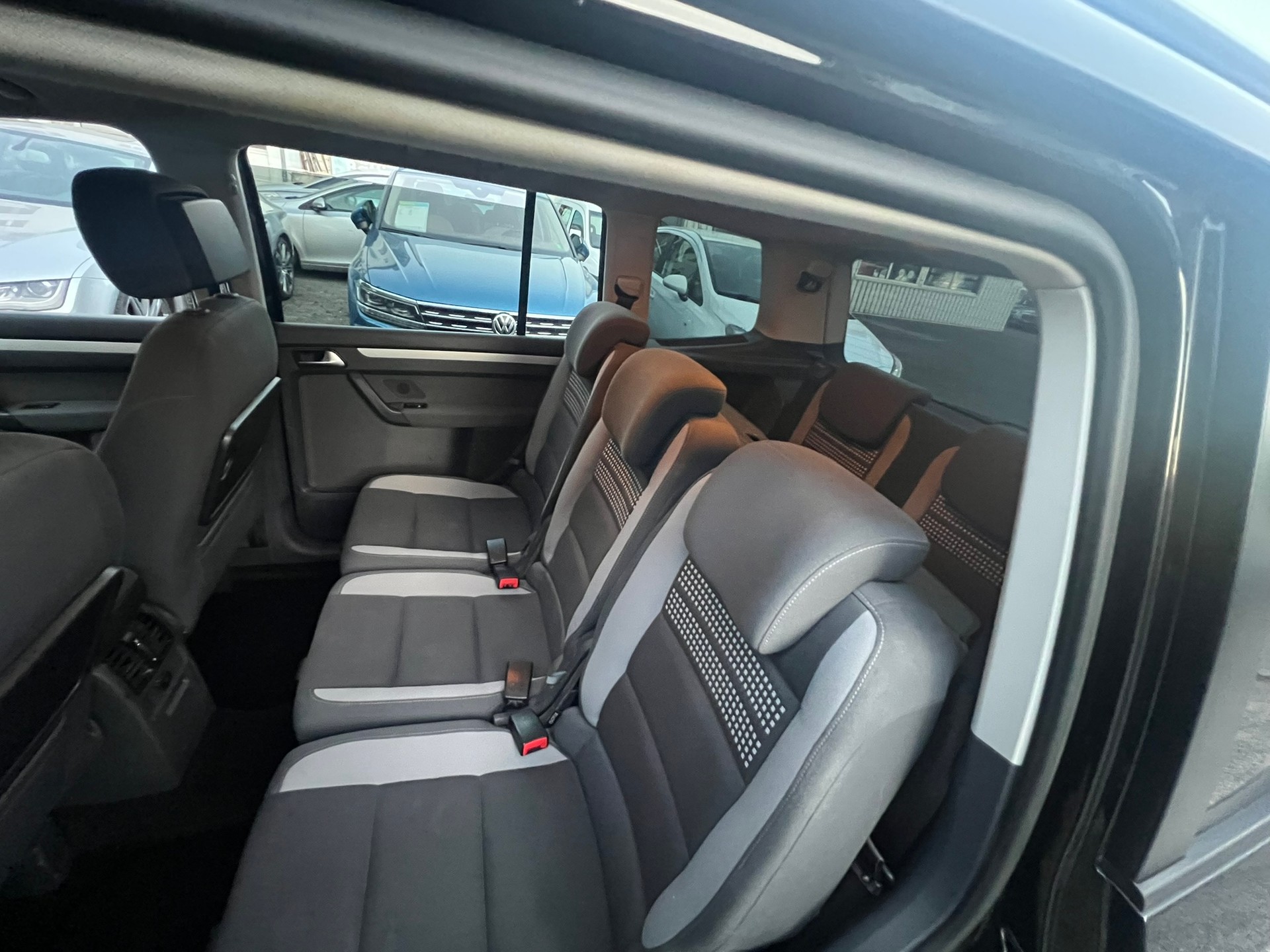 VW Touran 1.4 TSI Comfortline DSG-image-9