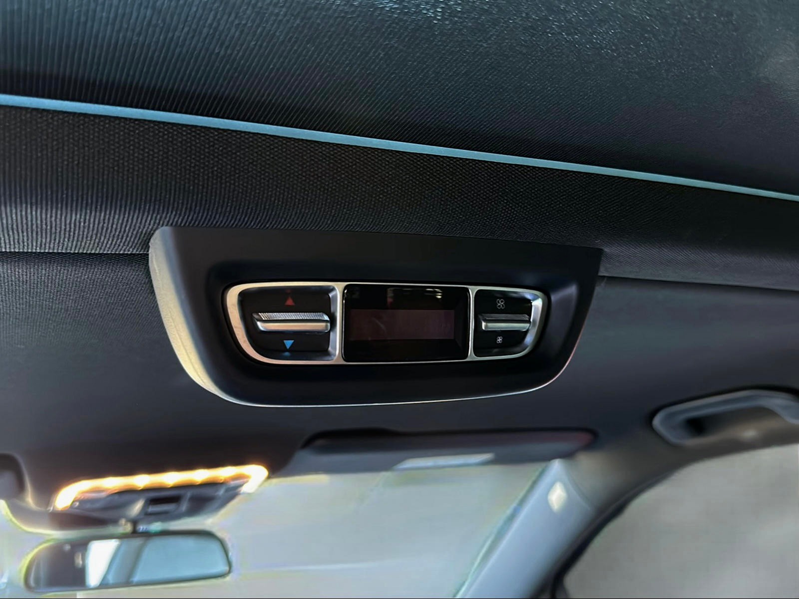 MERCEDES-BENZ V 300 d lang Avantgarde 4Matic 9G-Tronic-image-19