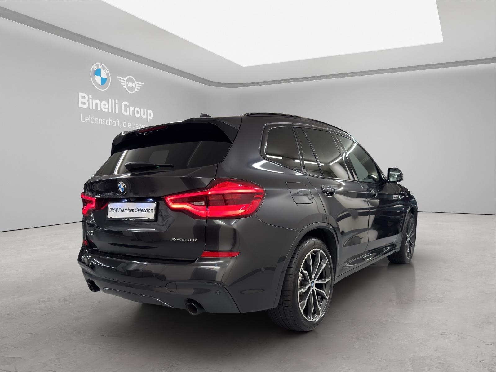 BMW X3 30i xDrive-image-4