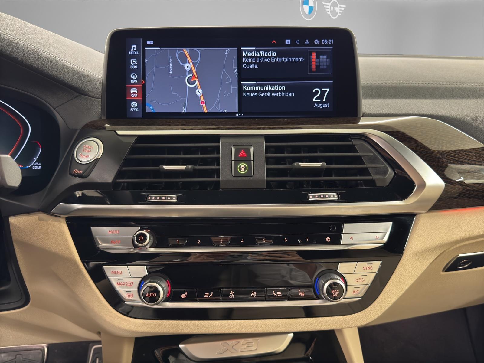BMW X3 30i xDrive-image-17