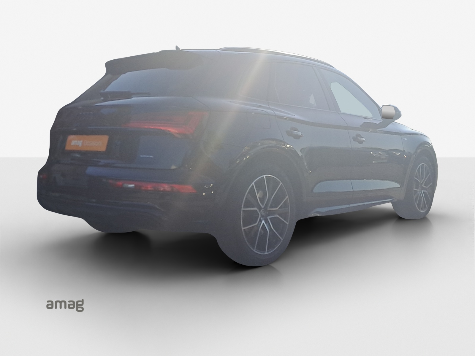 AUDI Q5 55 TFSI e PHEV S line quattro S-tronic-image-5
