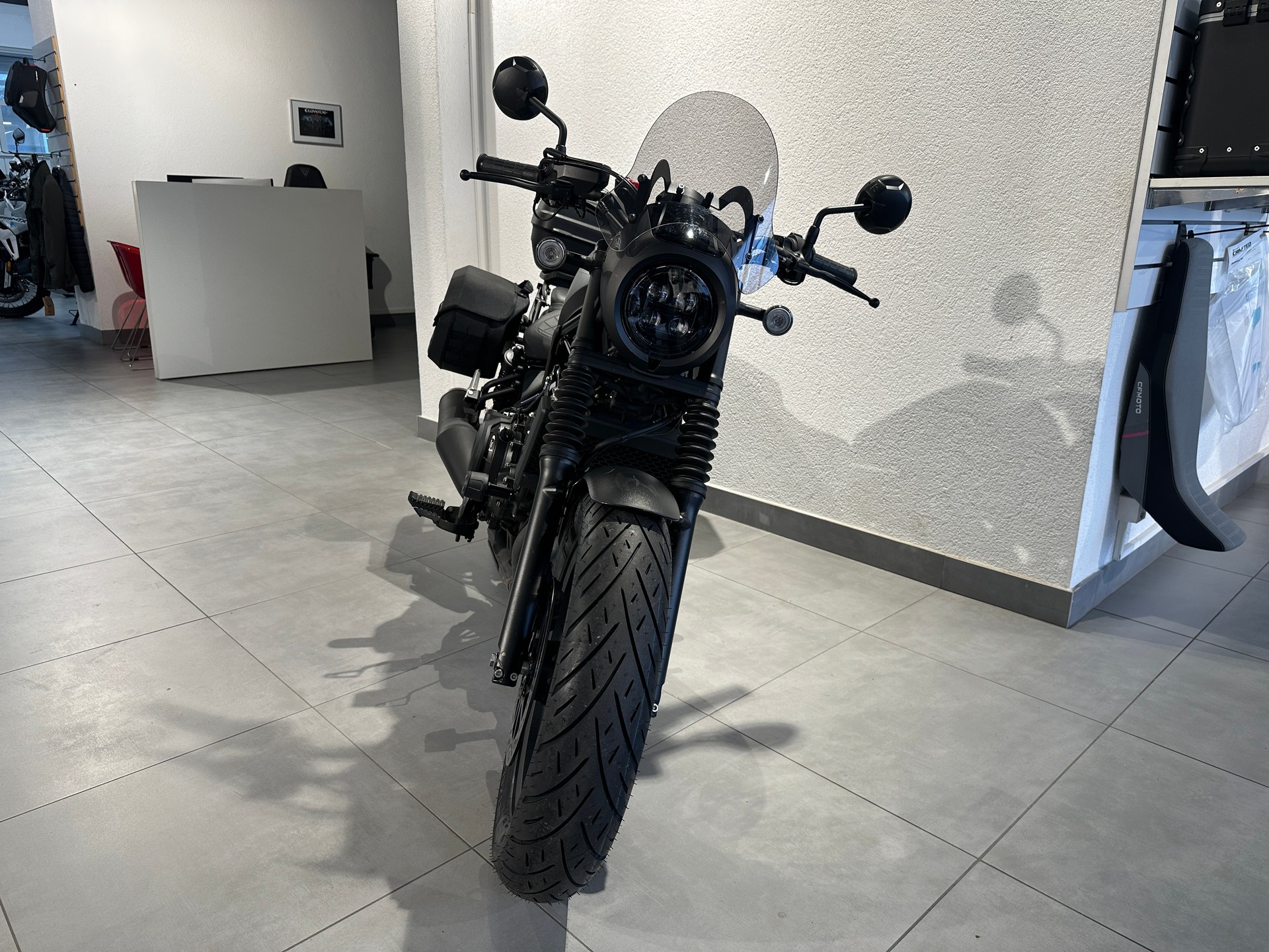 HONDA CMX 500 Rebel | Occasion | 9’500 km | Kofferset | Griffheizung | Windschild-image-5
