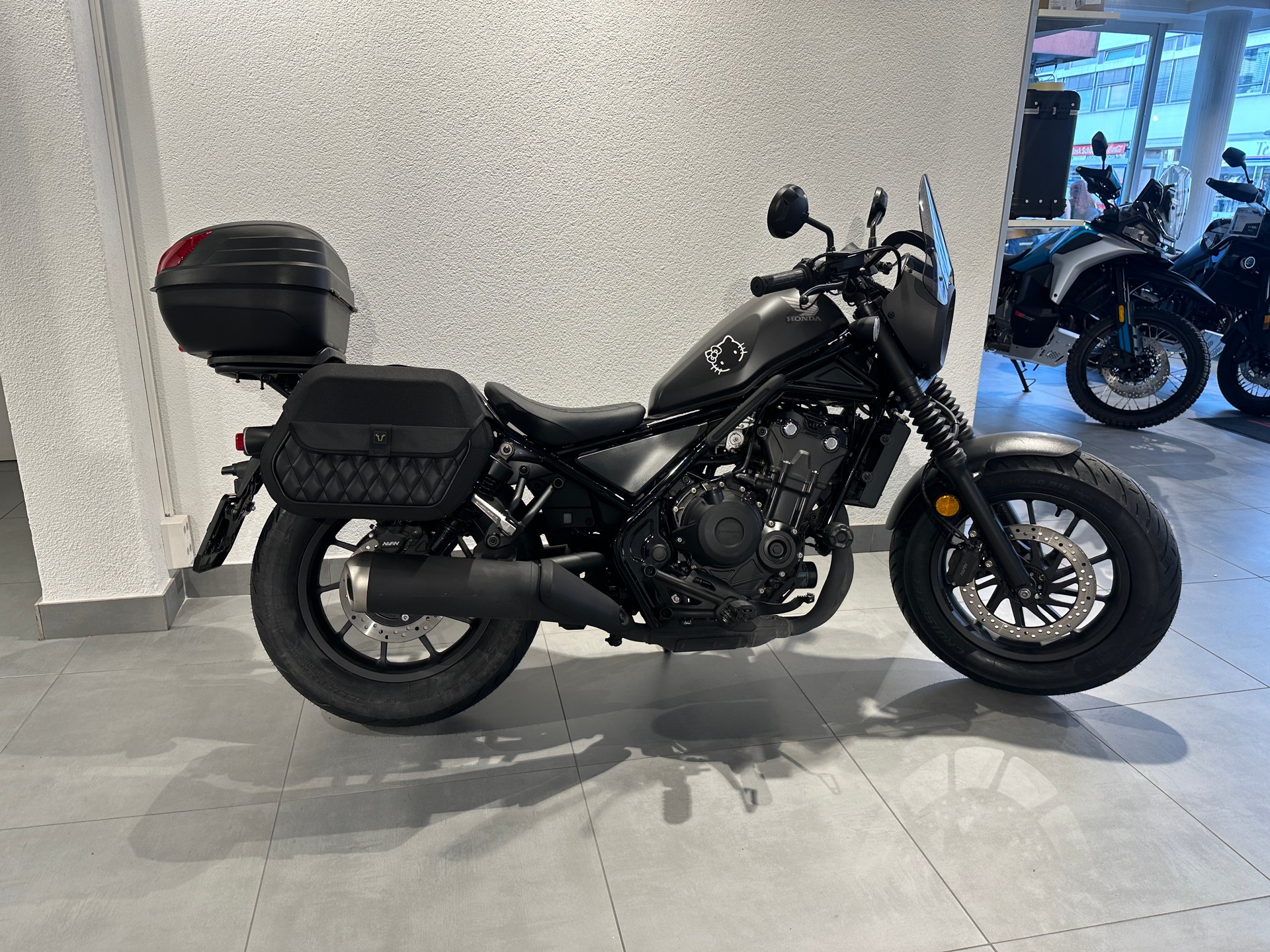 HONDA CMX 500 Rebel | Occasion | 9’500 km | Kofferset | Griffheizung | Windschild-image-2