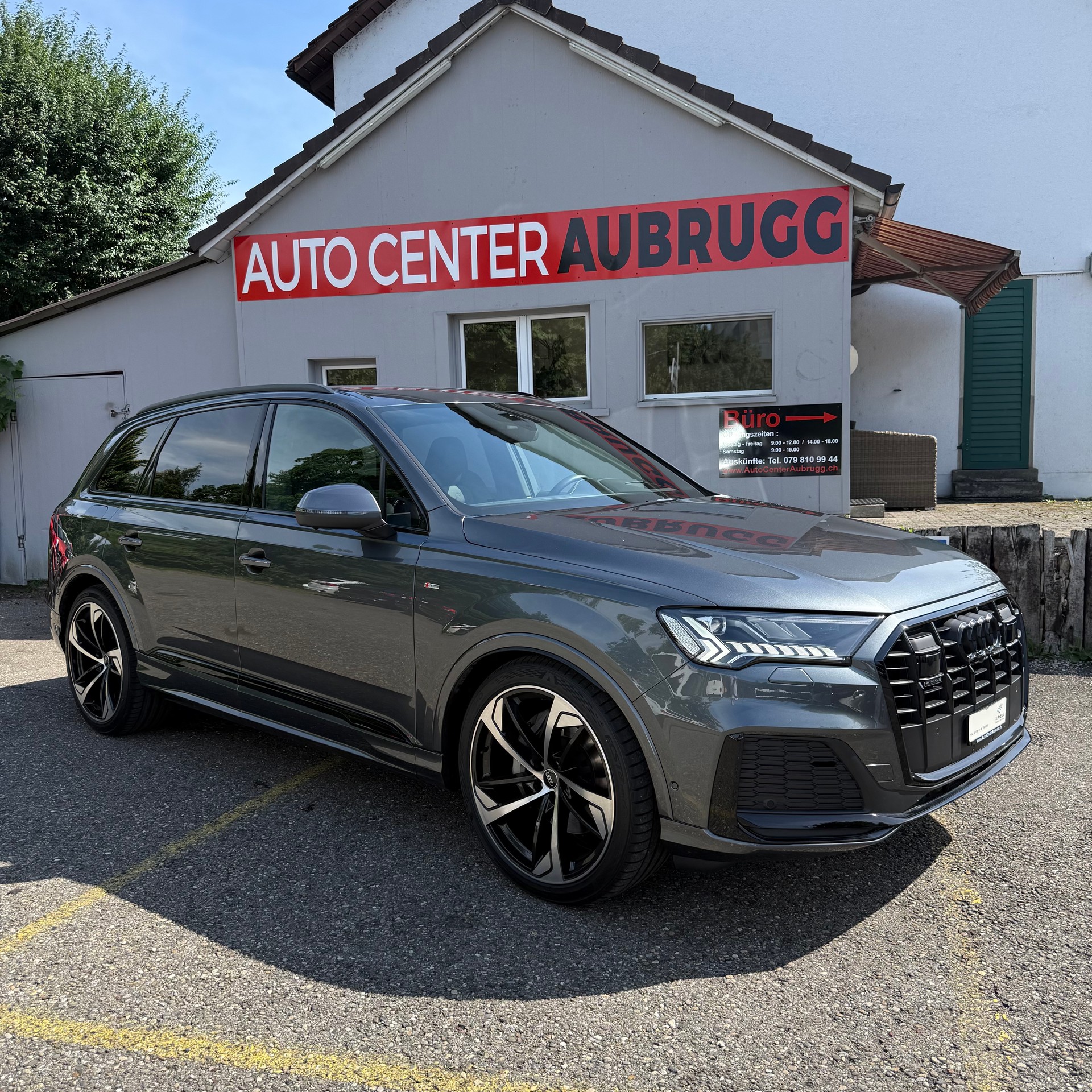 AUDI Q7 50 TDI quattro S Line tiptronic *CH-FAHRZEUG - 4 JAHRE GARANTIE - GRATIS SERVICE - 7 SITZE*