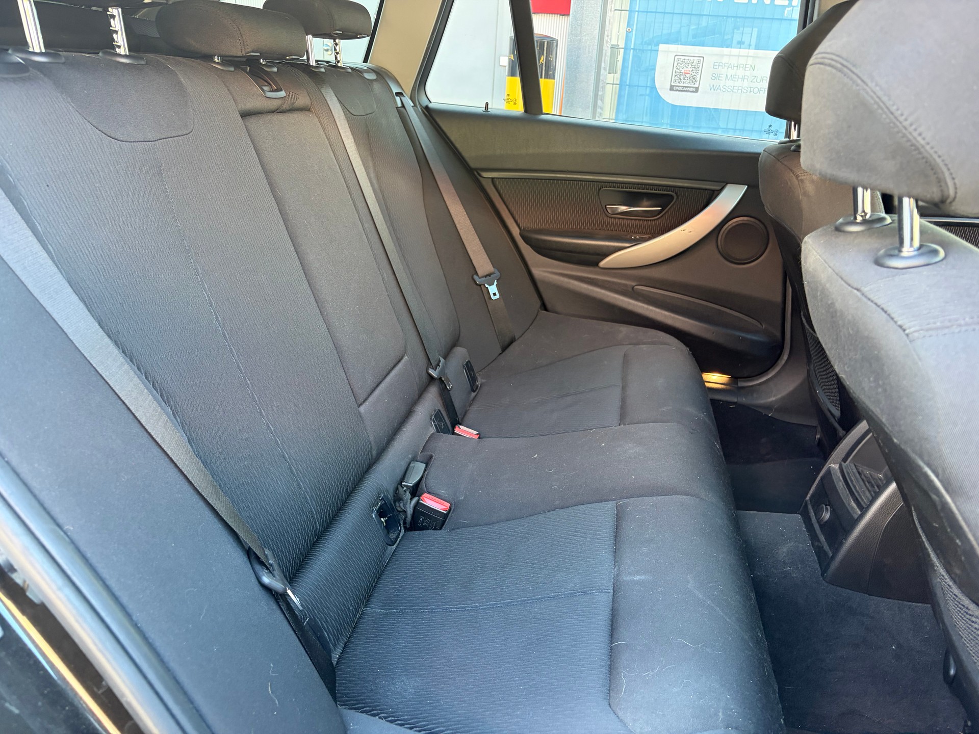 BMW 318d Touring Steptronic-image-14