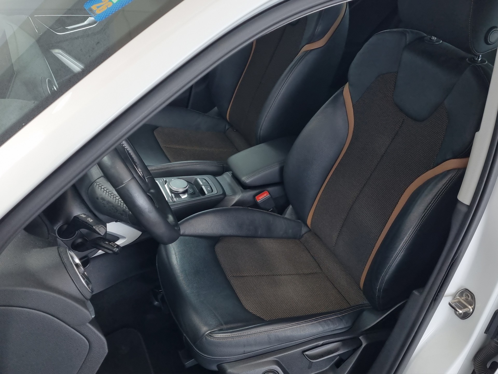 AUDI Q2 1.4 TFSI S-tronic-image-5