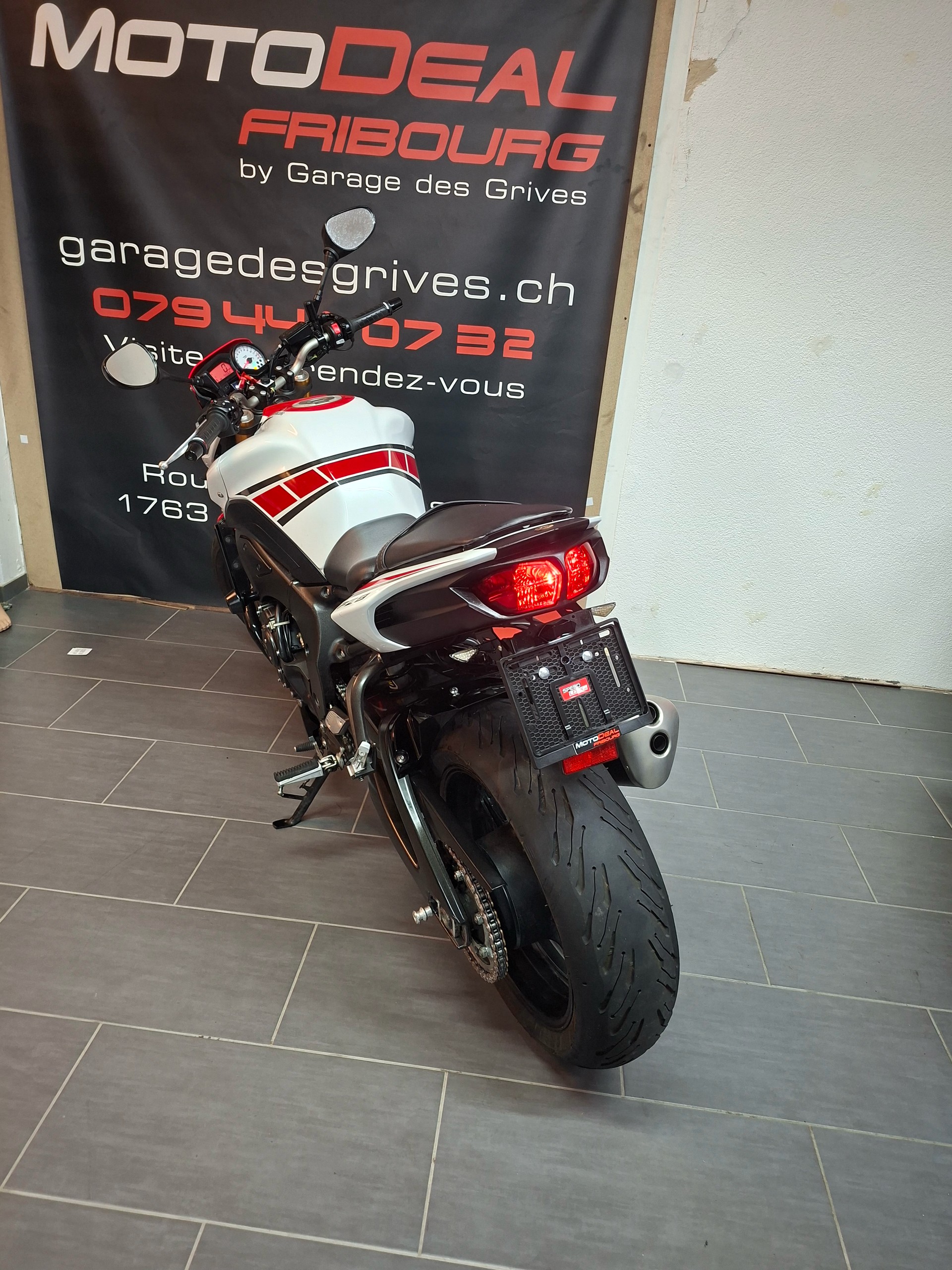 YAMAHA FZ8 N ABS 50th Anniversary-image-5