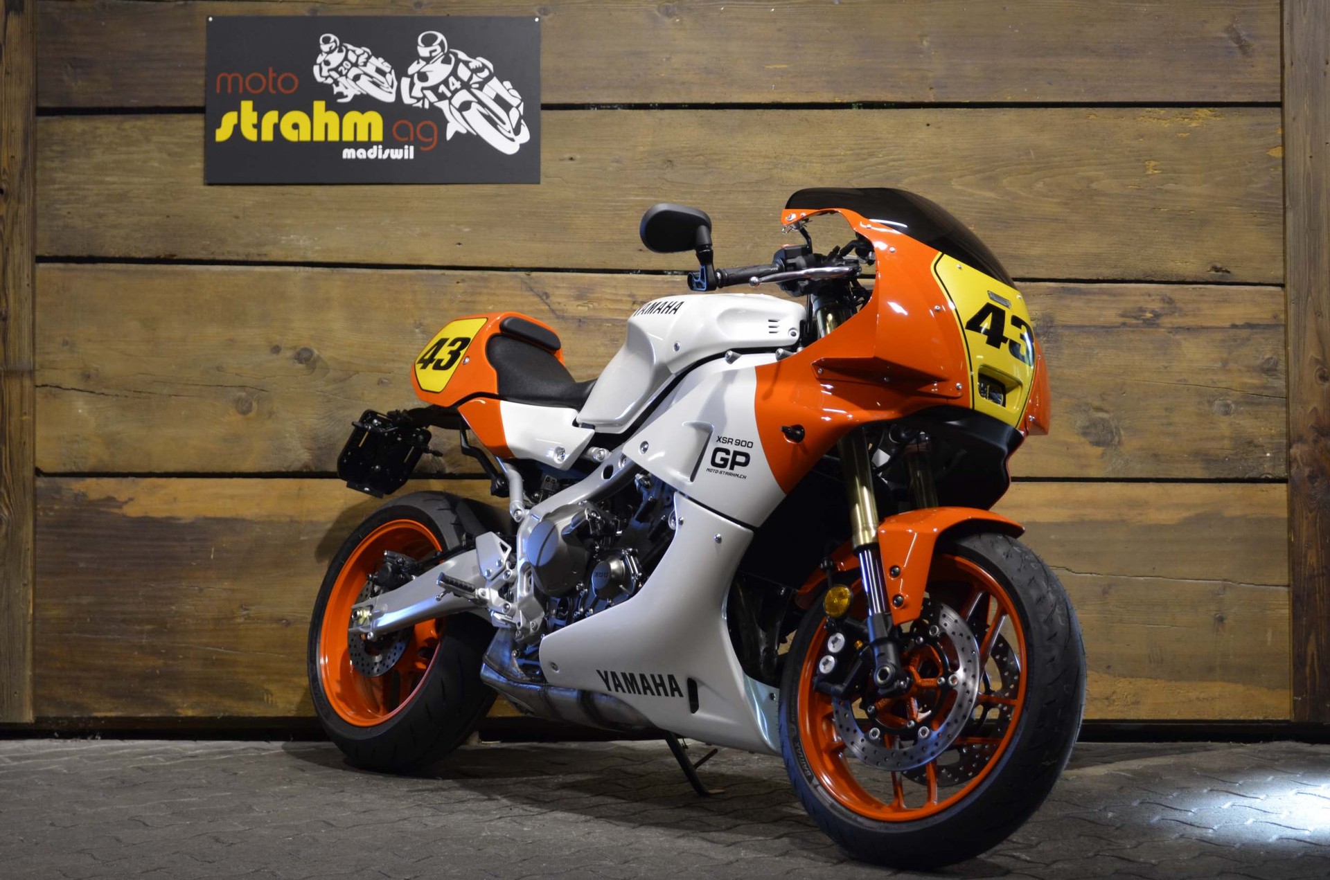 YAMAHA XSR 900 GP ABS-image-0