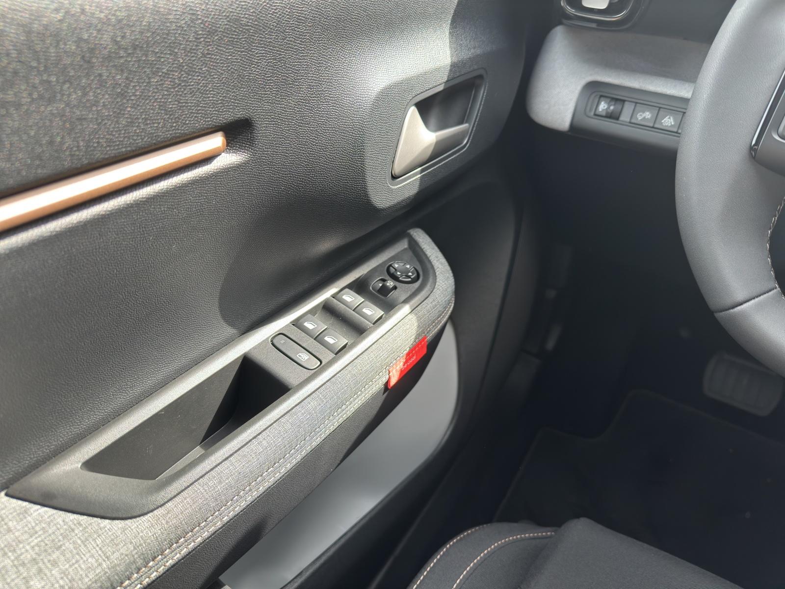 CITROEN e-C3 Aircross 44kWh You+-image-12