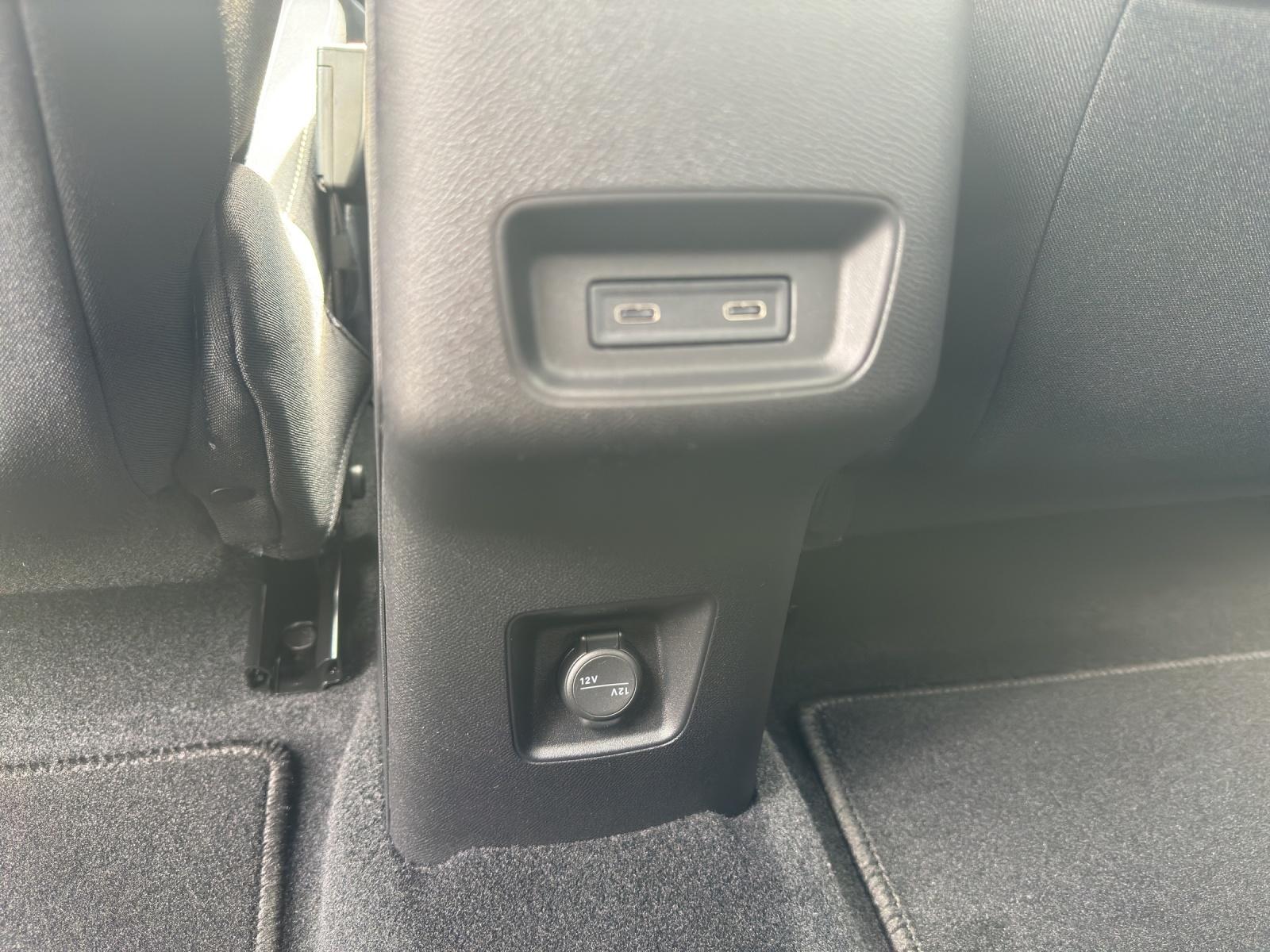 CITROEN e-C3 Aircross 44kWh You+-image-19