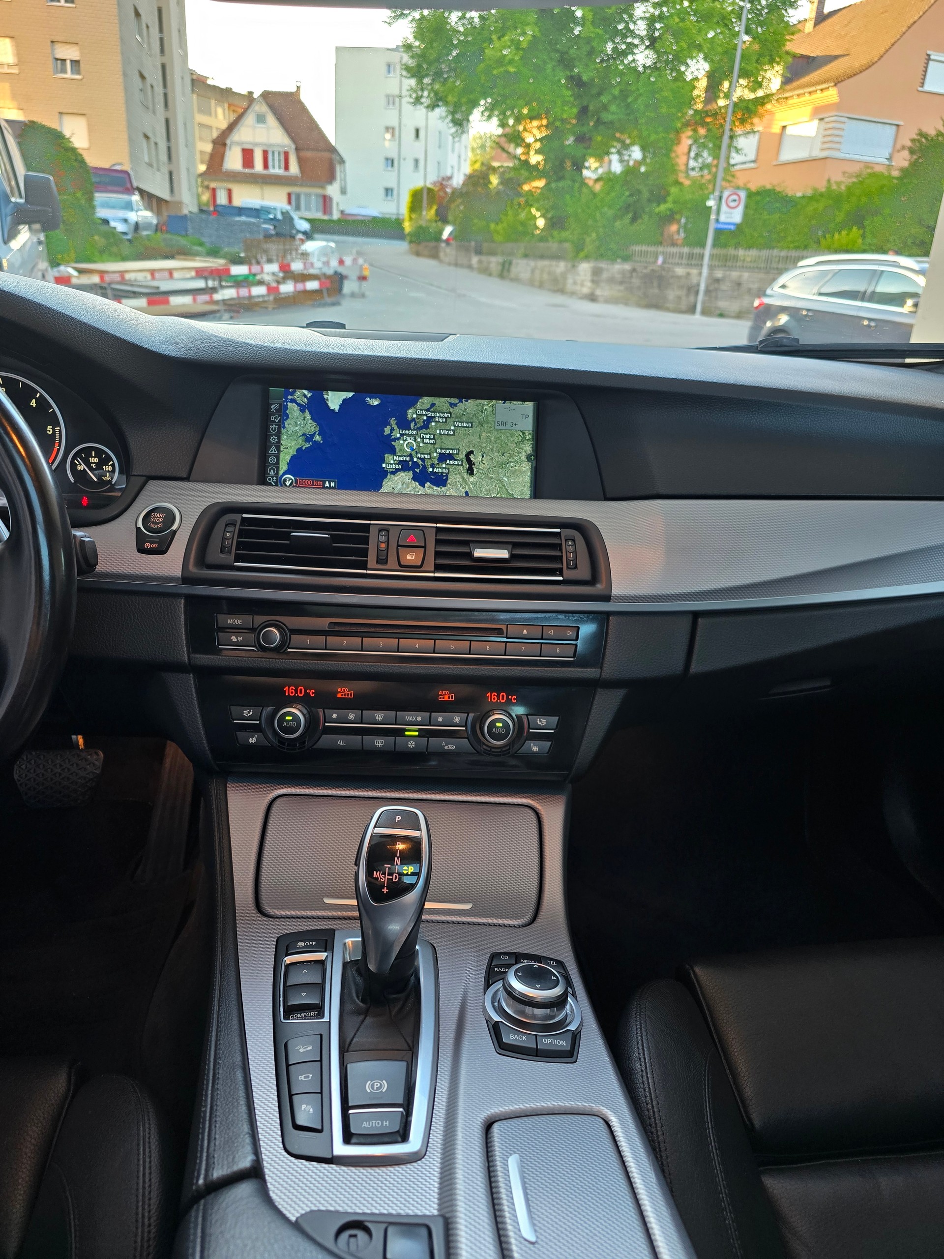 BMW 535d xDrive Touring Steptronic-image-11