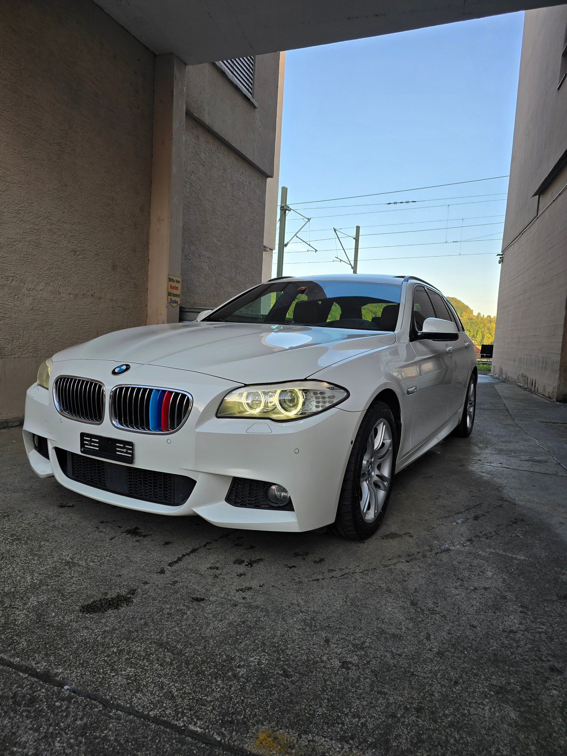 BMW 535d xDrive Touring Steptronic-image-2
