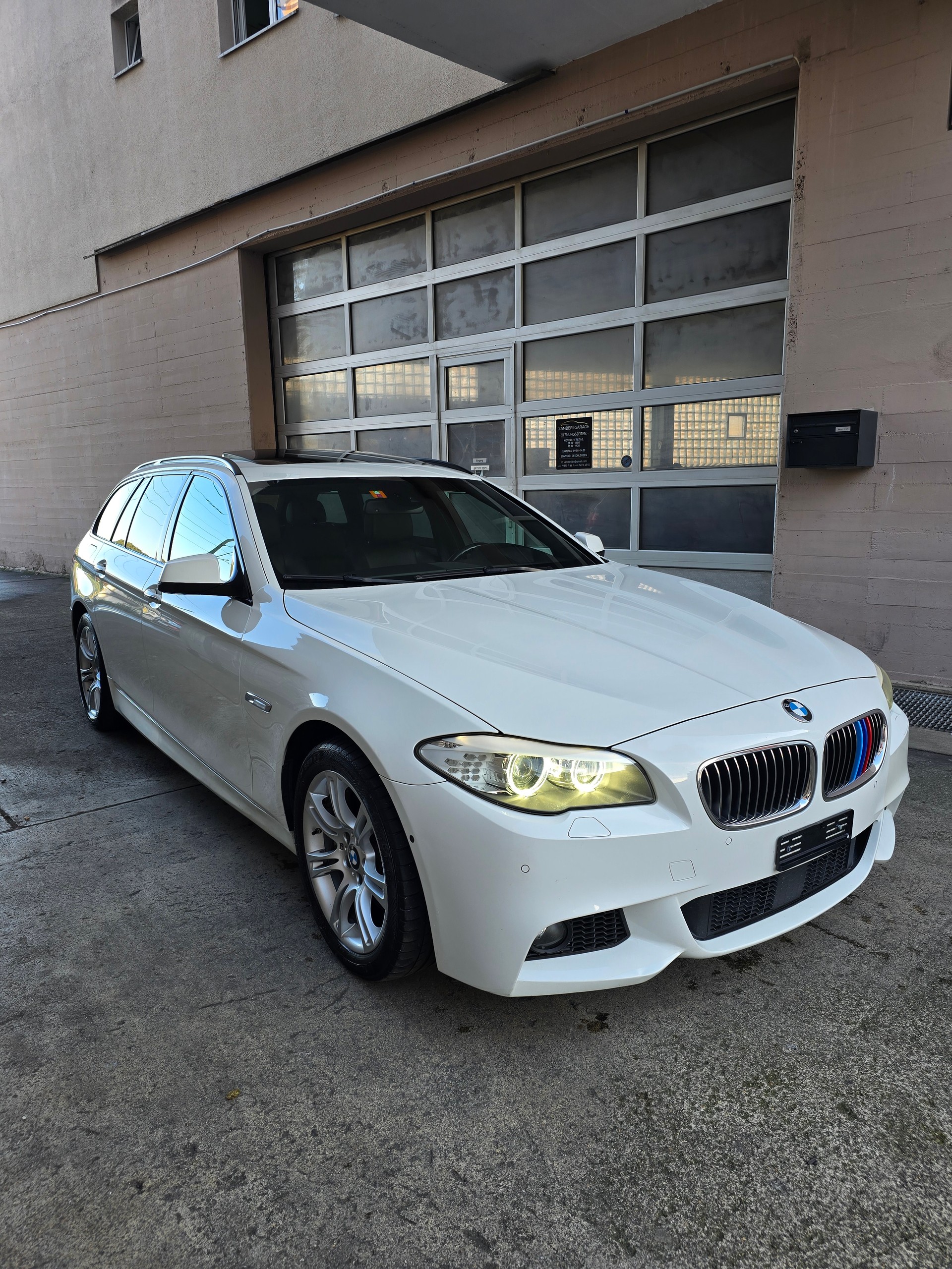 BMW 535d xDrive Touring Steptronic-image-1