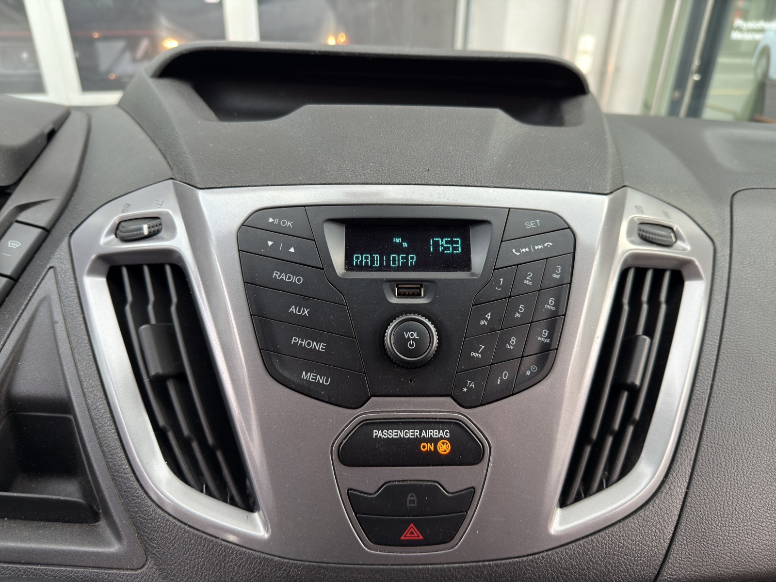 FORD Transit Custom 300 L1H1 Trend-image-14