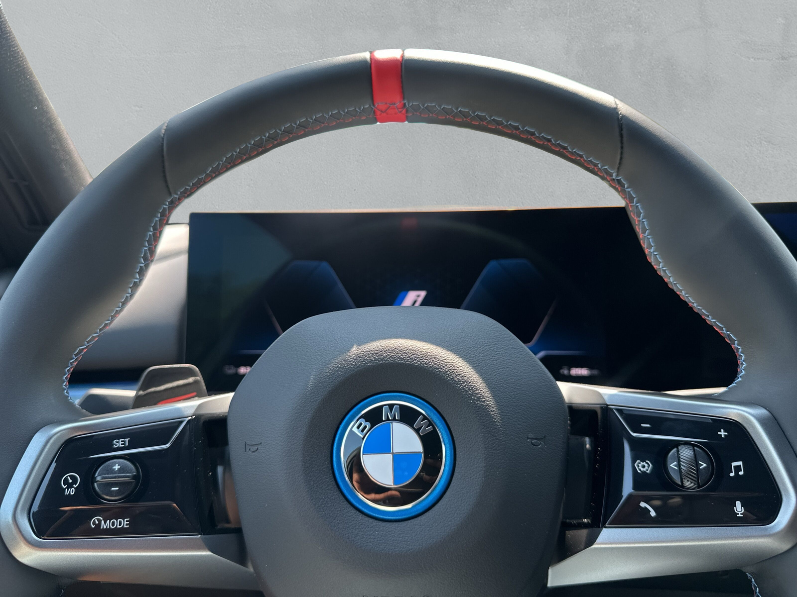 BMW i5 M60 xDrive **Action de leasing à 0,9%**-image-18