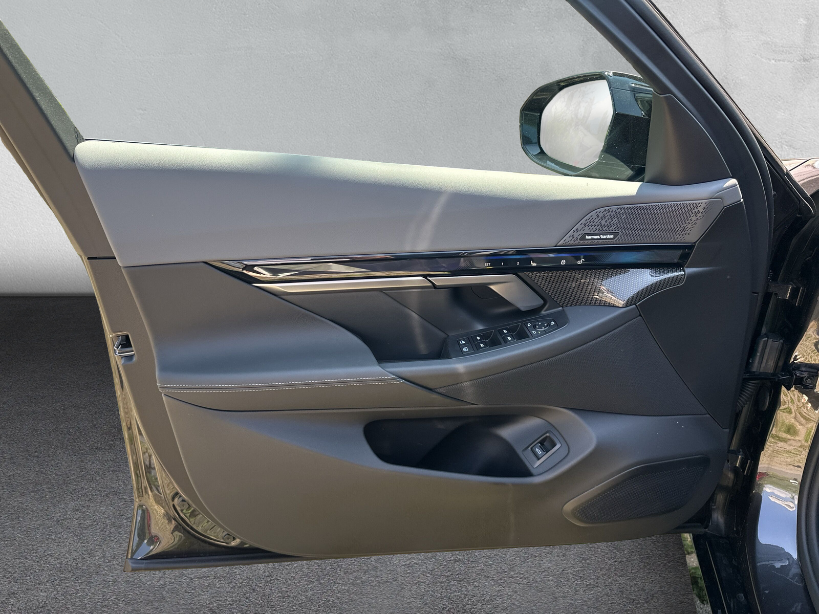 BMW i5 M60 xDrive **Action de leasing à 0,9%**-image-16