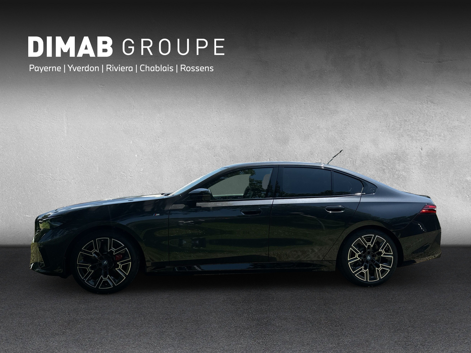 BMW i5 M60 xDrive **Action de leasing à 0,9%**-showroom-element-1