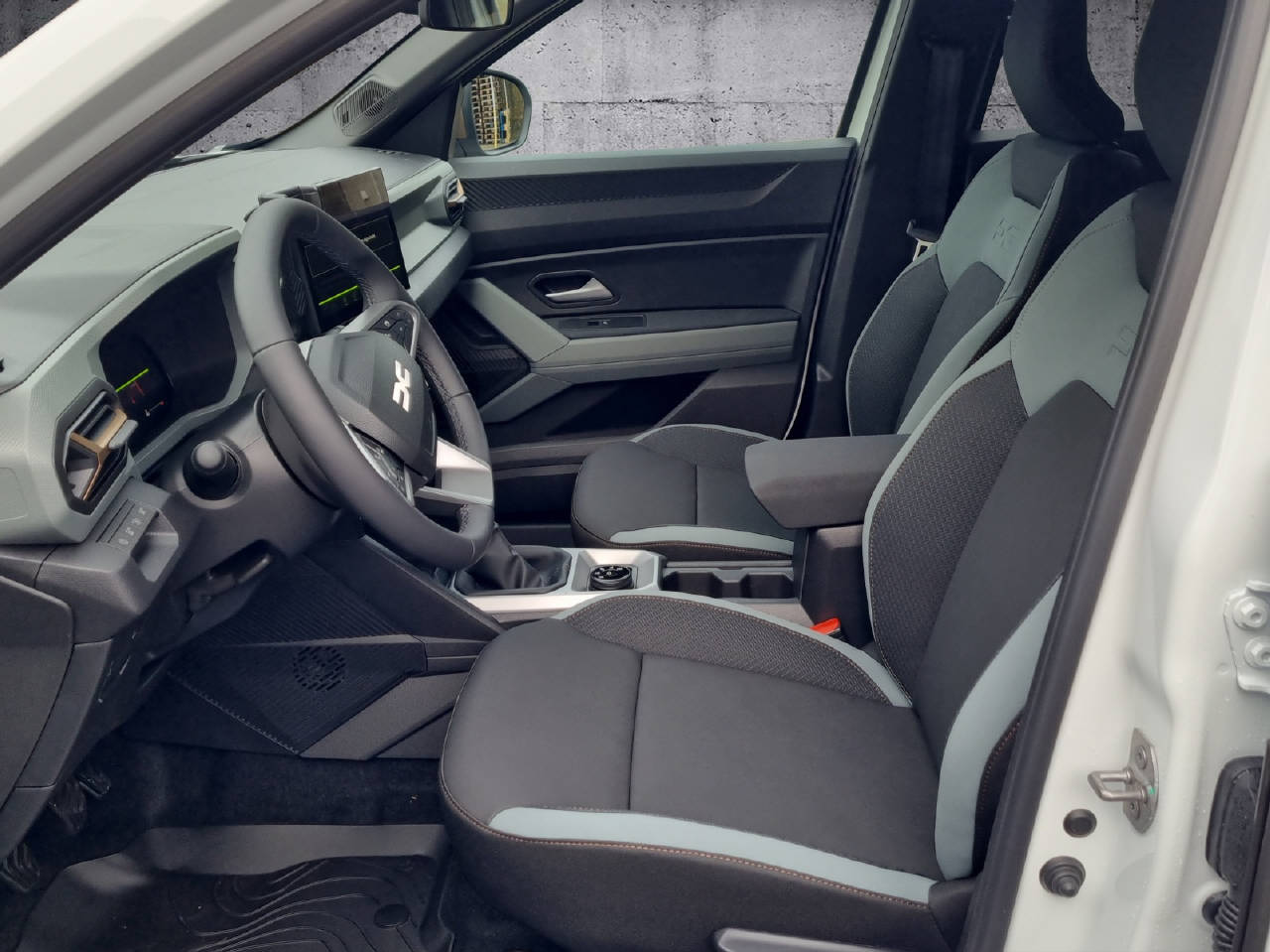 DACIA Bigster extreme mild hybrid 130 4x4-image-4